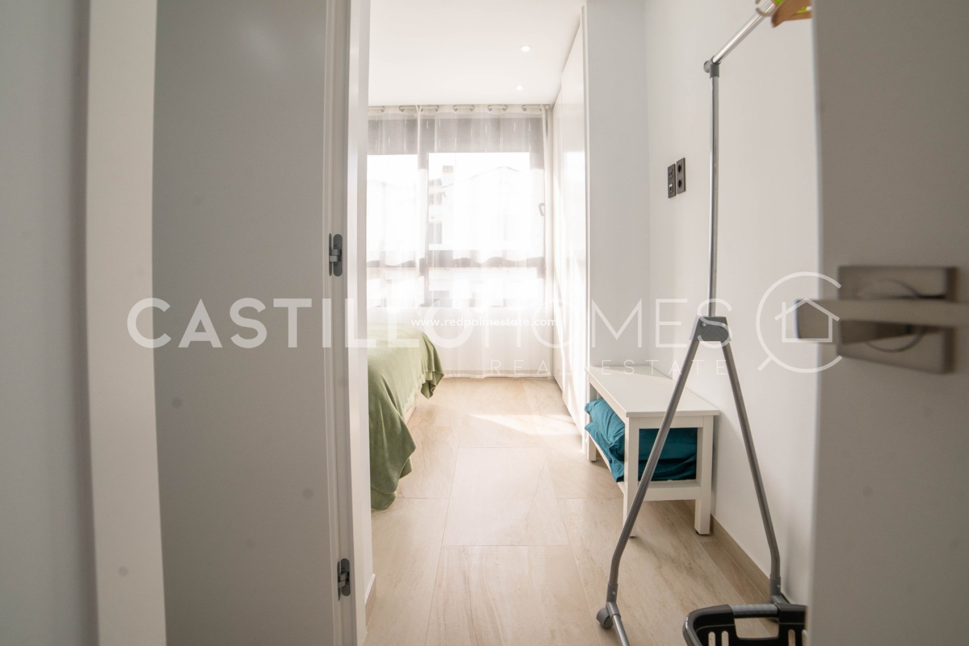 Resale - Villa -
Orihuela Costa - Villamartín