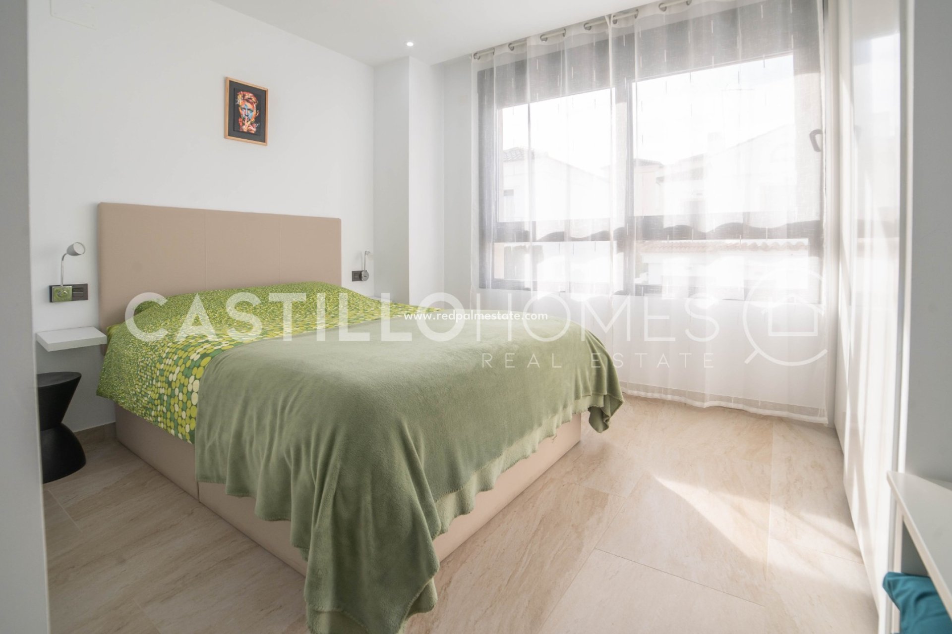 Resale - Villa -
Orihuela Costa - Villamartín