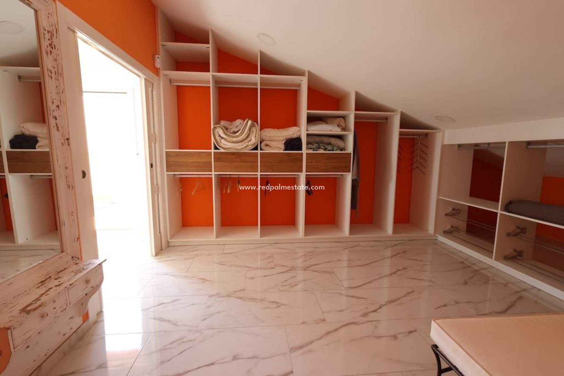 Resale - Villa -
Orihuela Costa - Villamartín