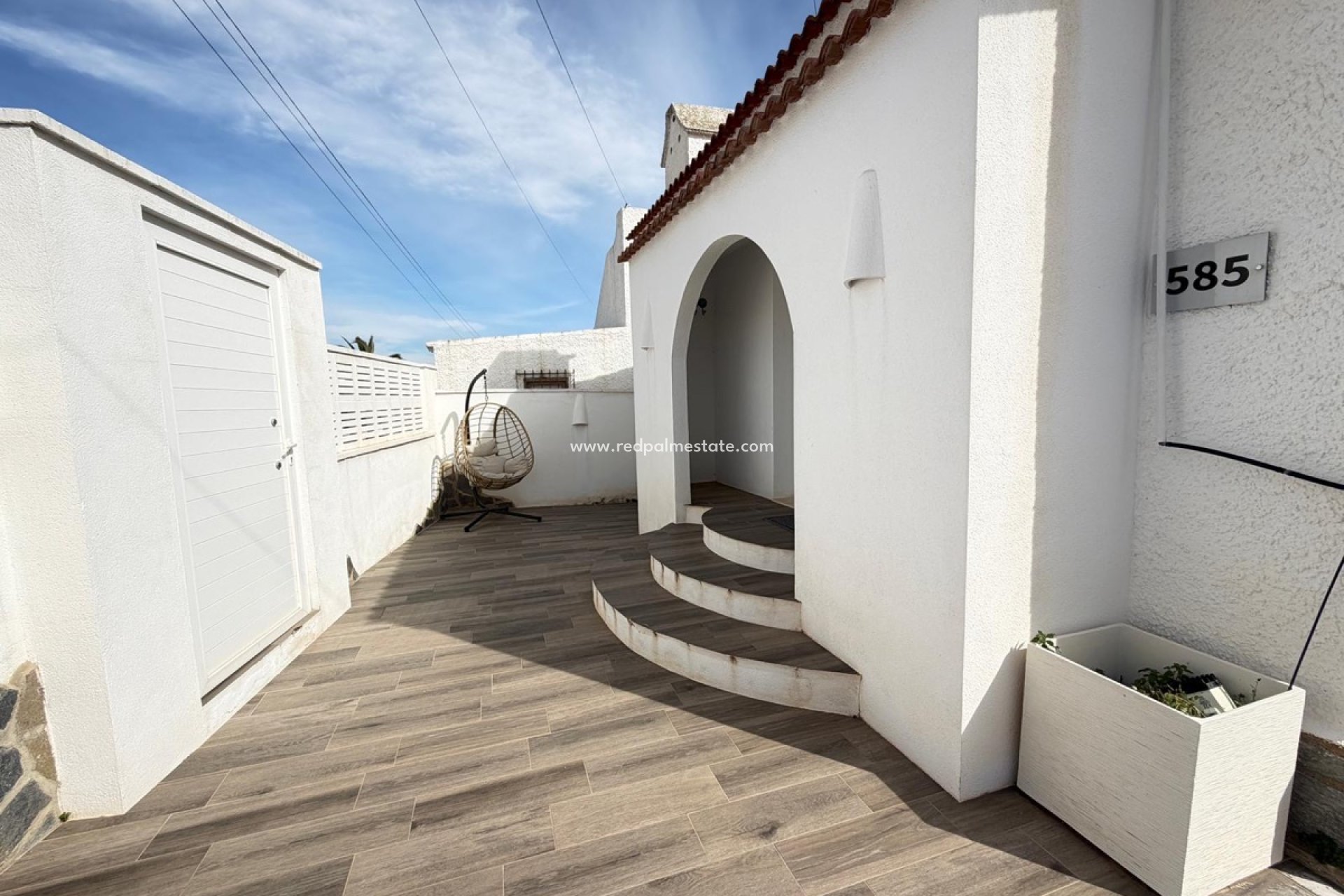 Resale - Villa -
Orihuela Costa - Villamartín
