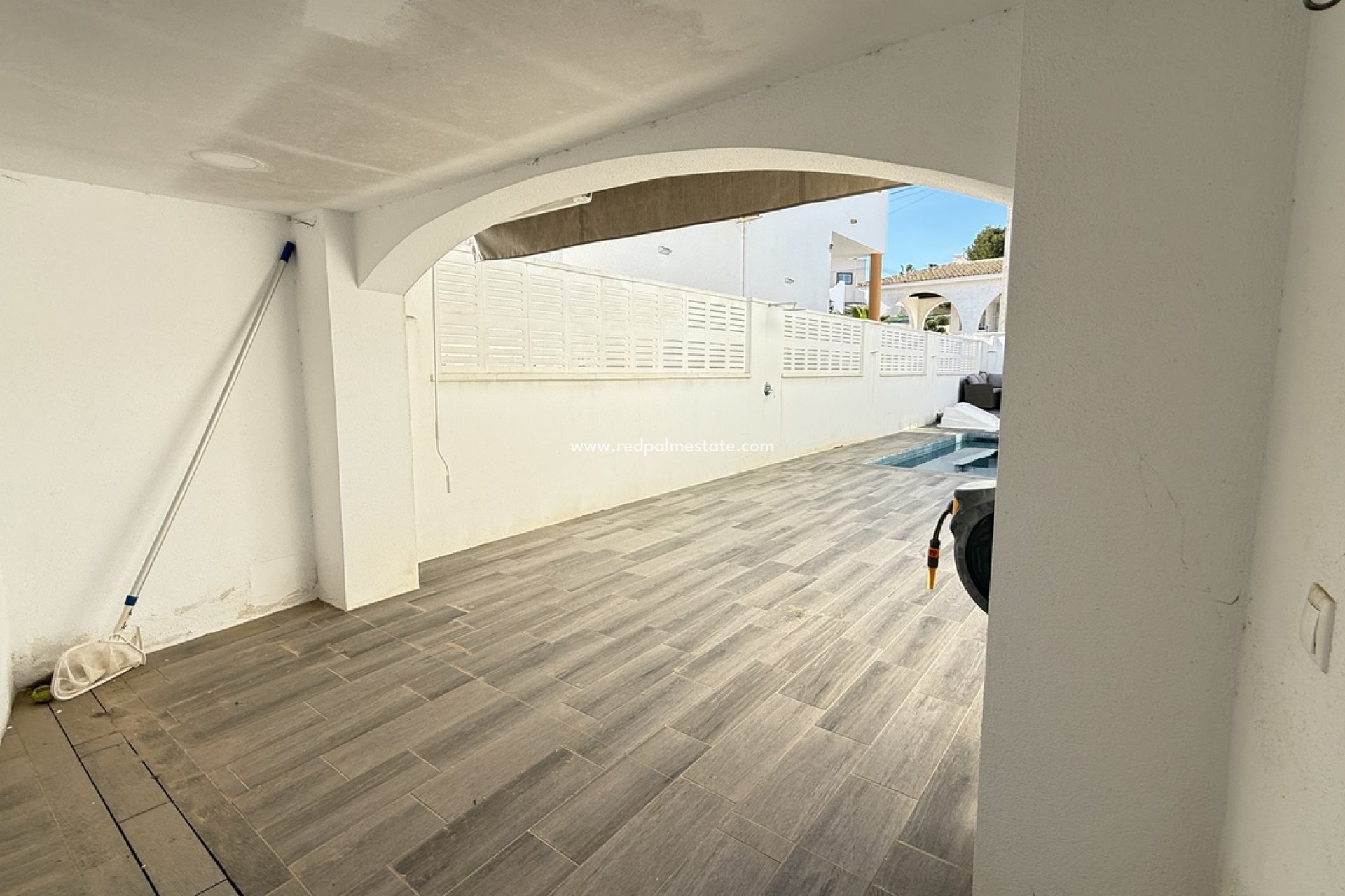Resale - Villa -
Orihuela Costa - Villamartín