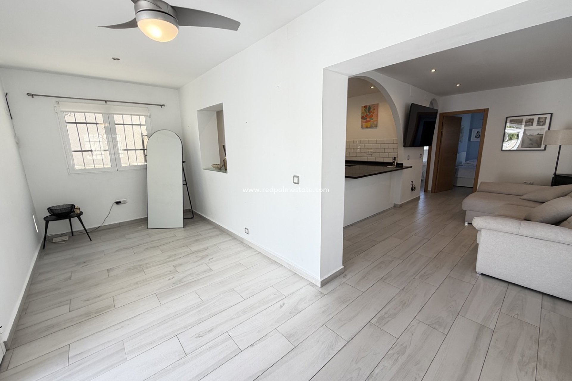 Resale - Villa -
Orihuela Costa - Villamartín