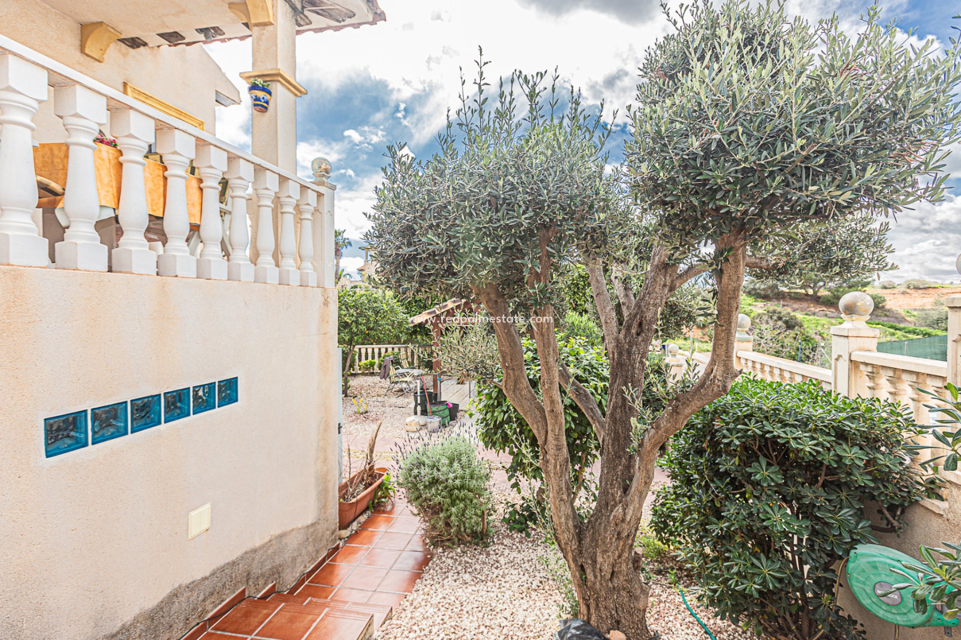 Resale - Villa -
Orihuela Costa - Villas San Jose