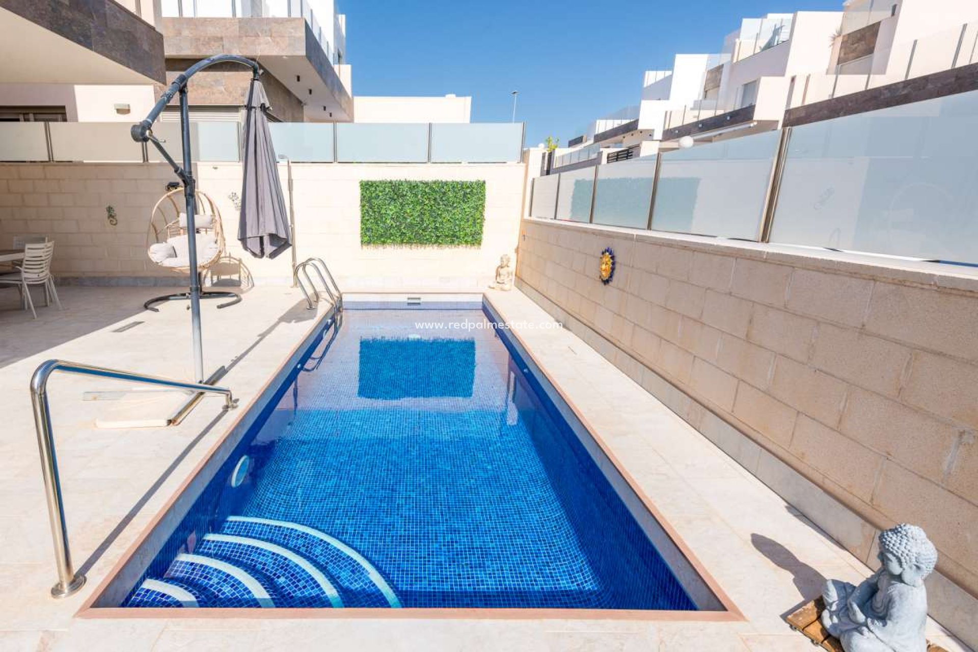 Resale - Villa -
Orihuela Costa