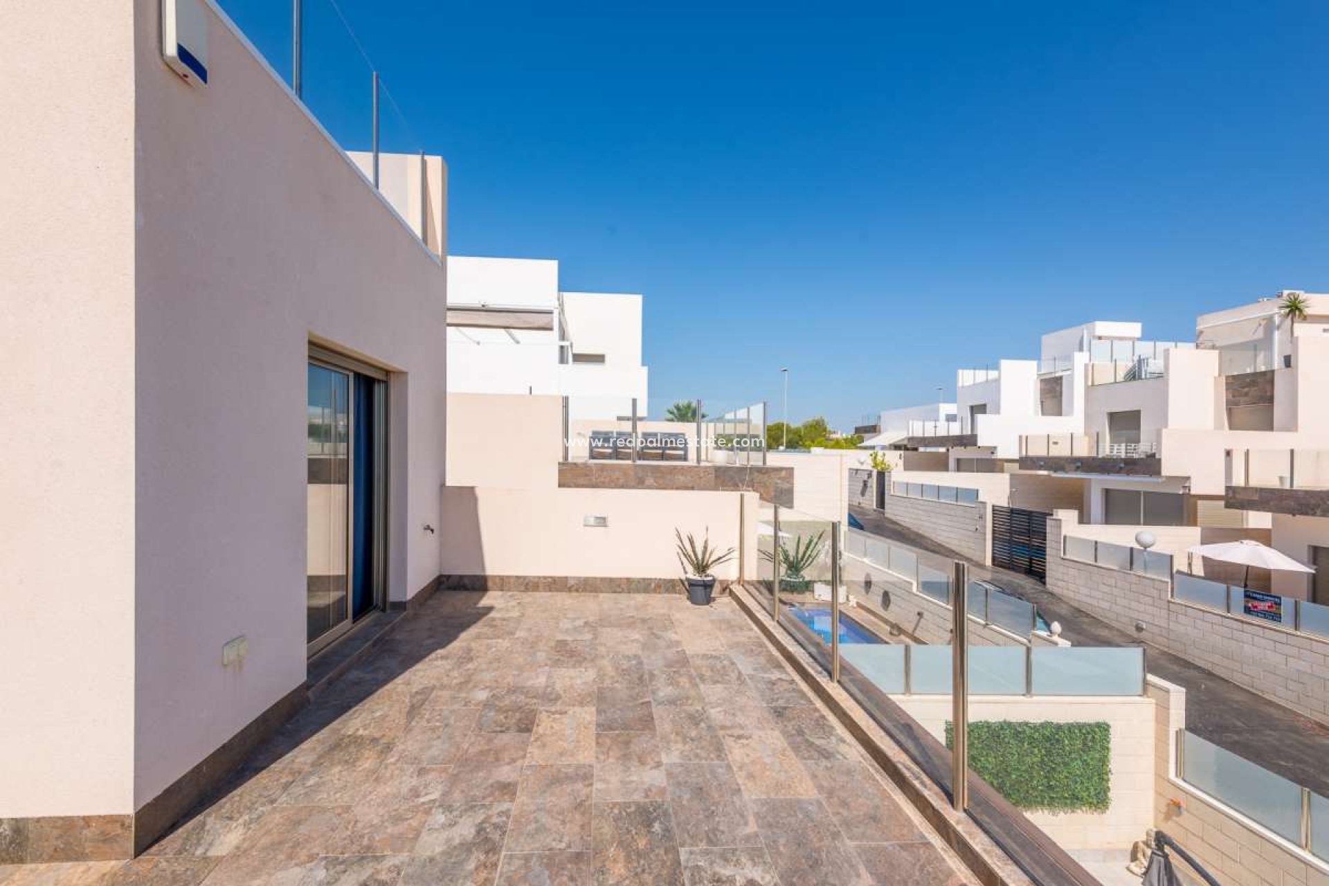 Resale - Villa -
Orihuela Costa