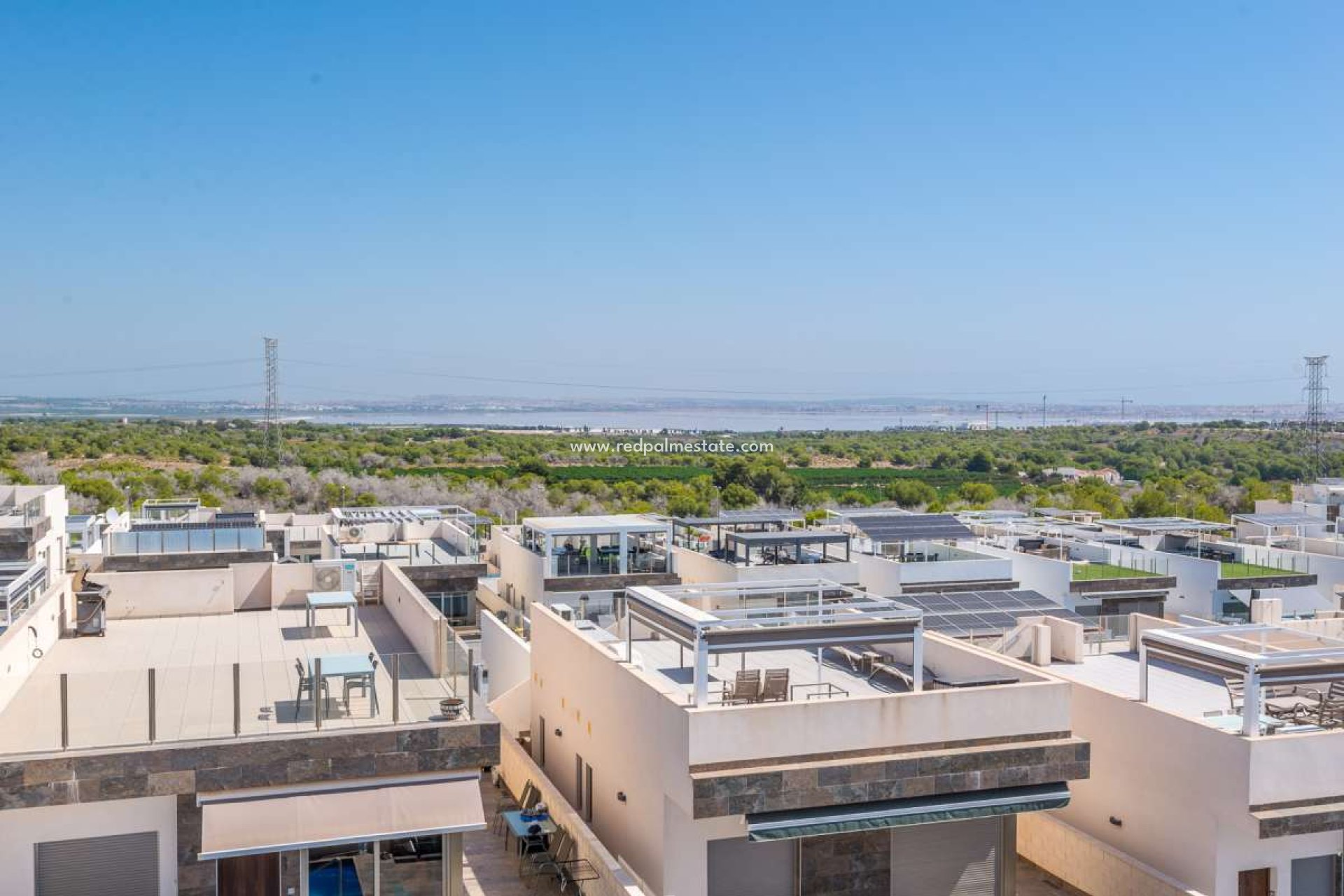 Resale - Villa -
Orihuela Costa