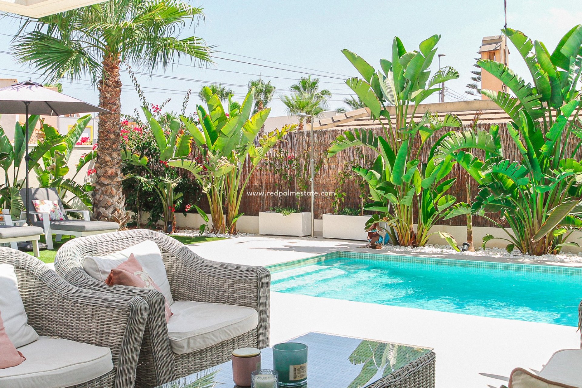Resale - Villa -
Orihuela Costa