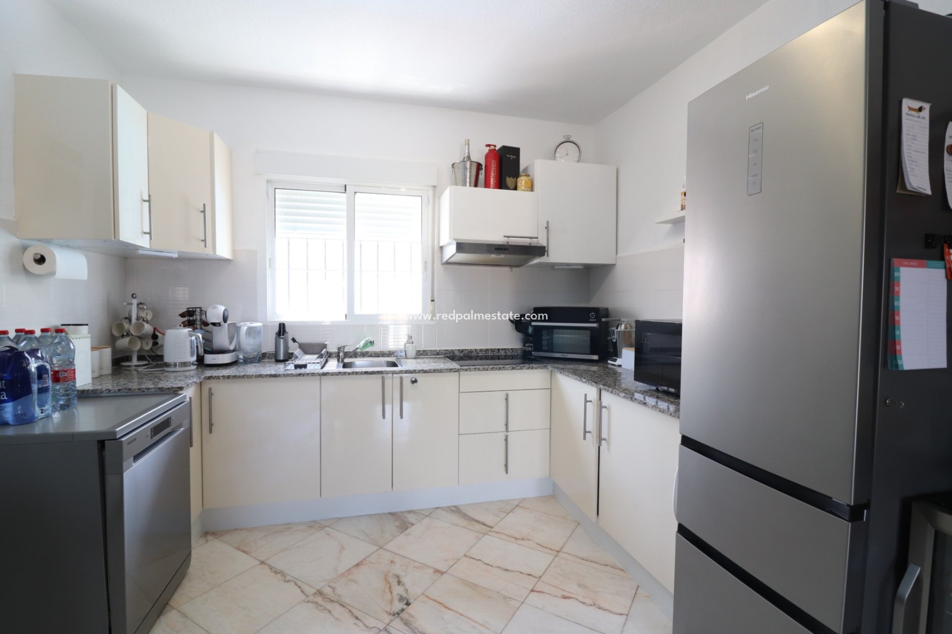 Resale - Villa -
Orihuela Costa