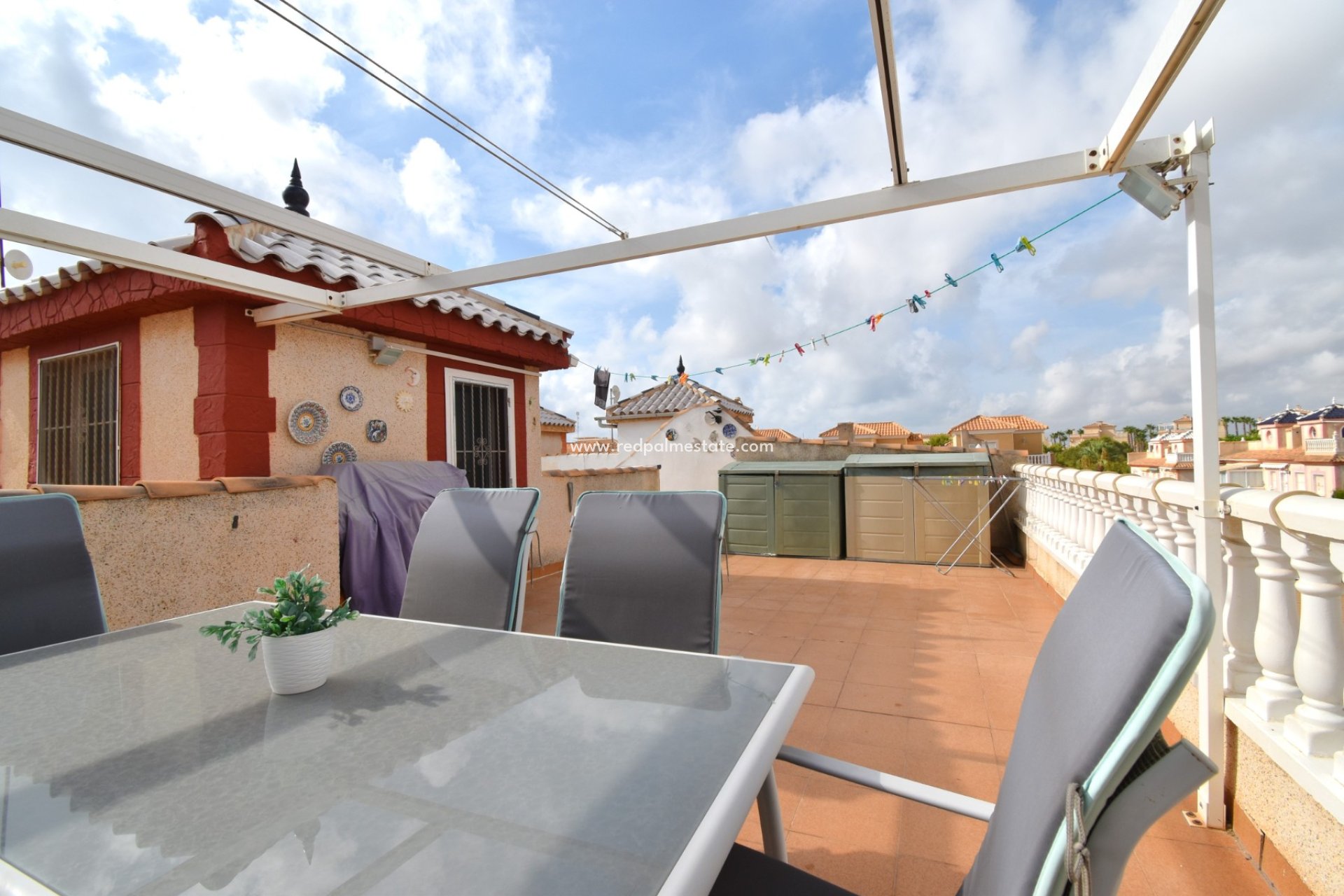 Resale - Villa -
Orihuela Costa