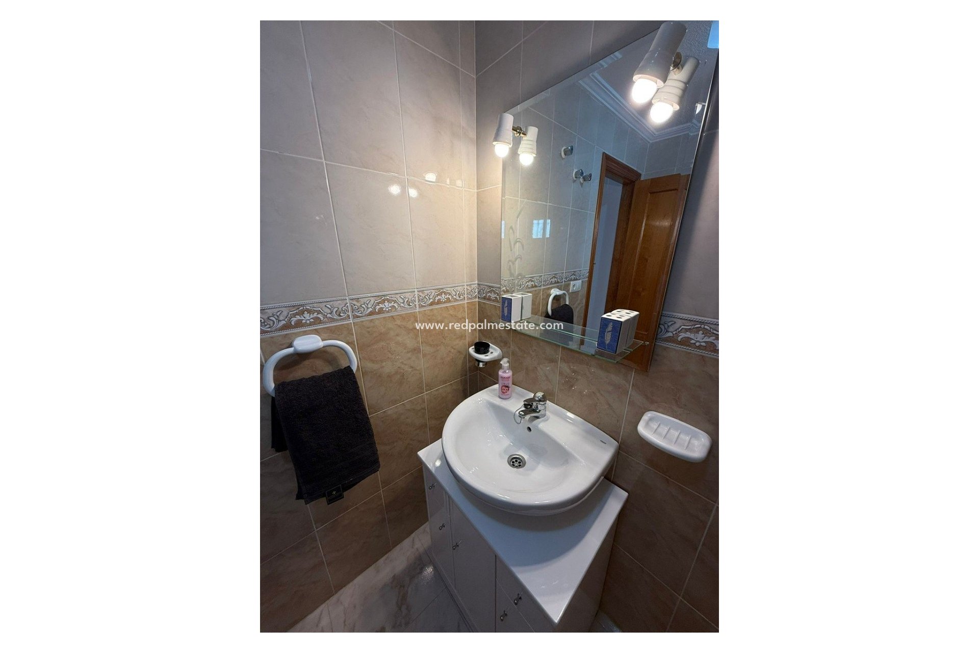 Resale - Villa -
Orihuela Costa