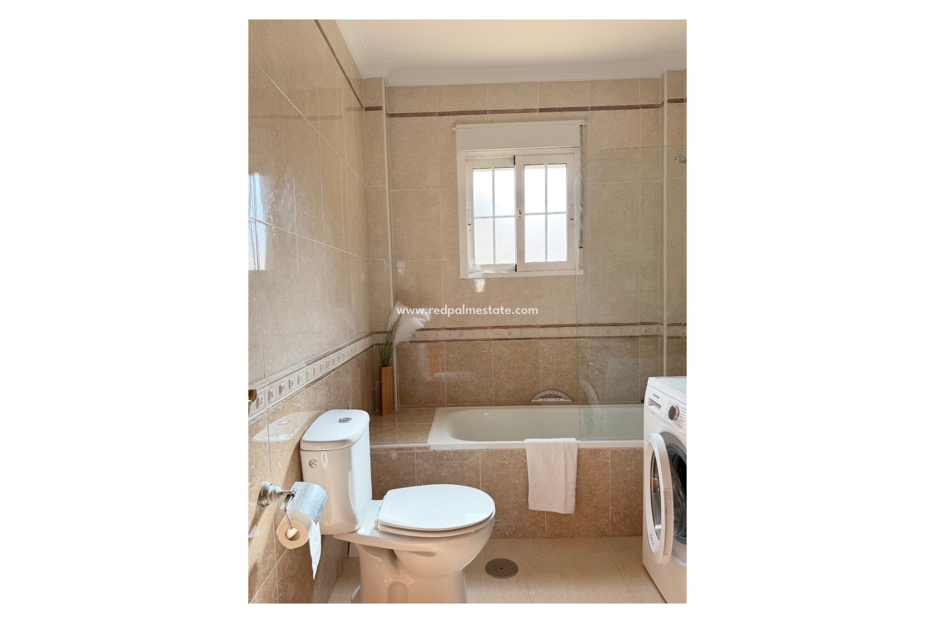 Resale - Villa -
Orihuela Costa