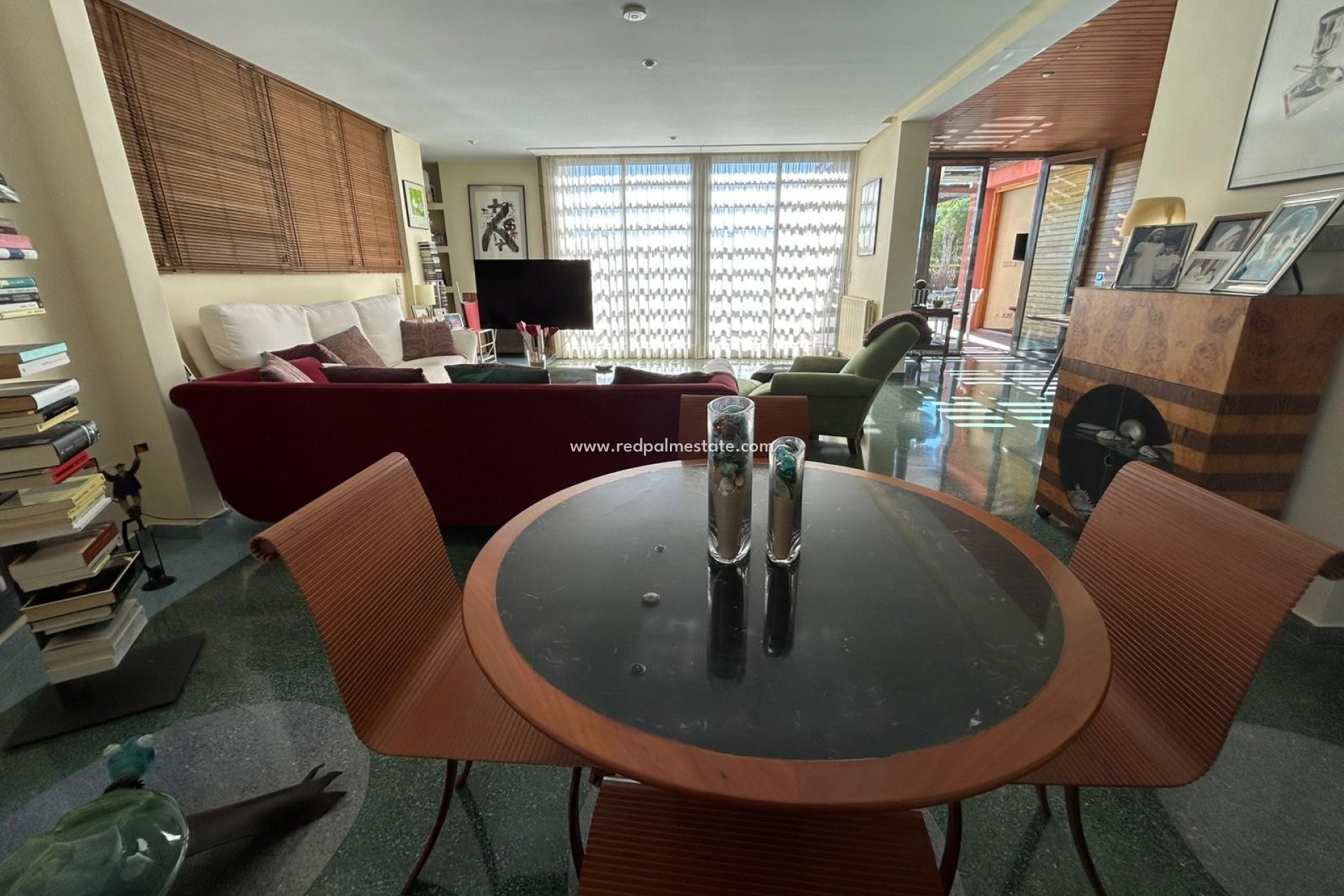 Resale - Villa -
Orihuela Costa