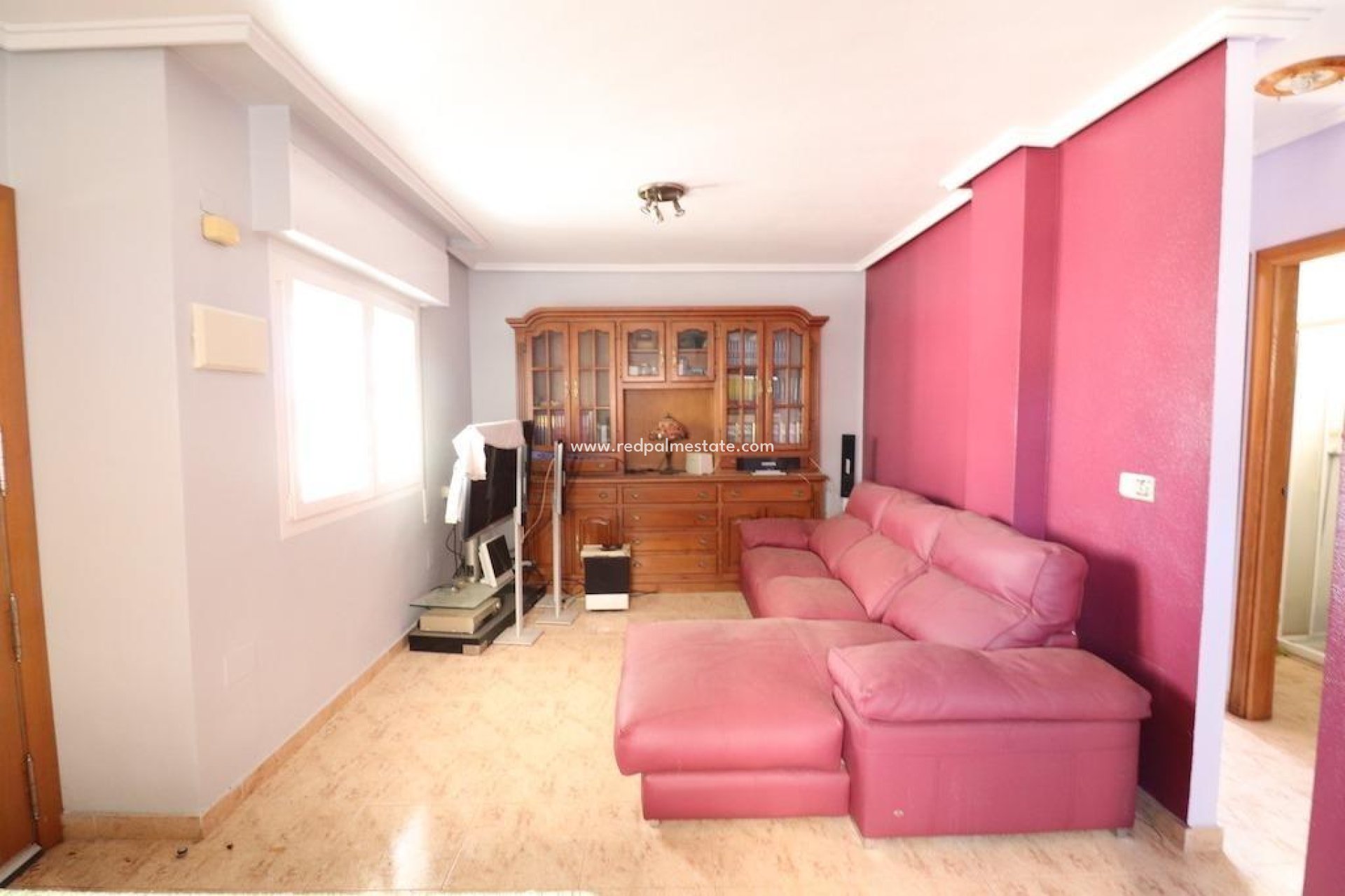 Resale - Villa -
Orihuela Costa