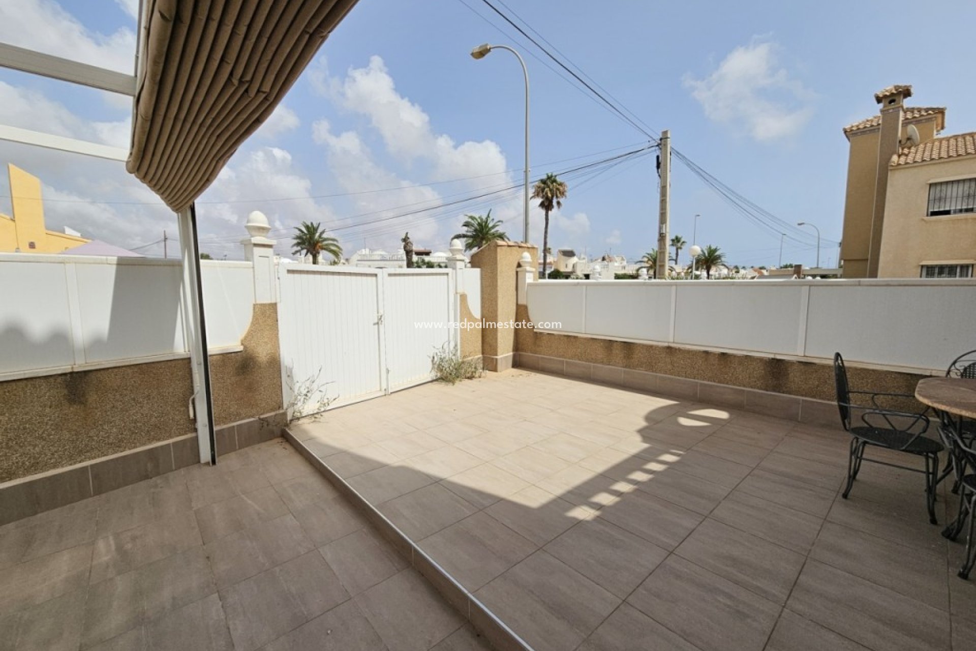 Resale - Villa -
Orihuela Costa