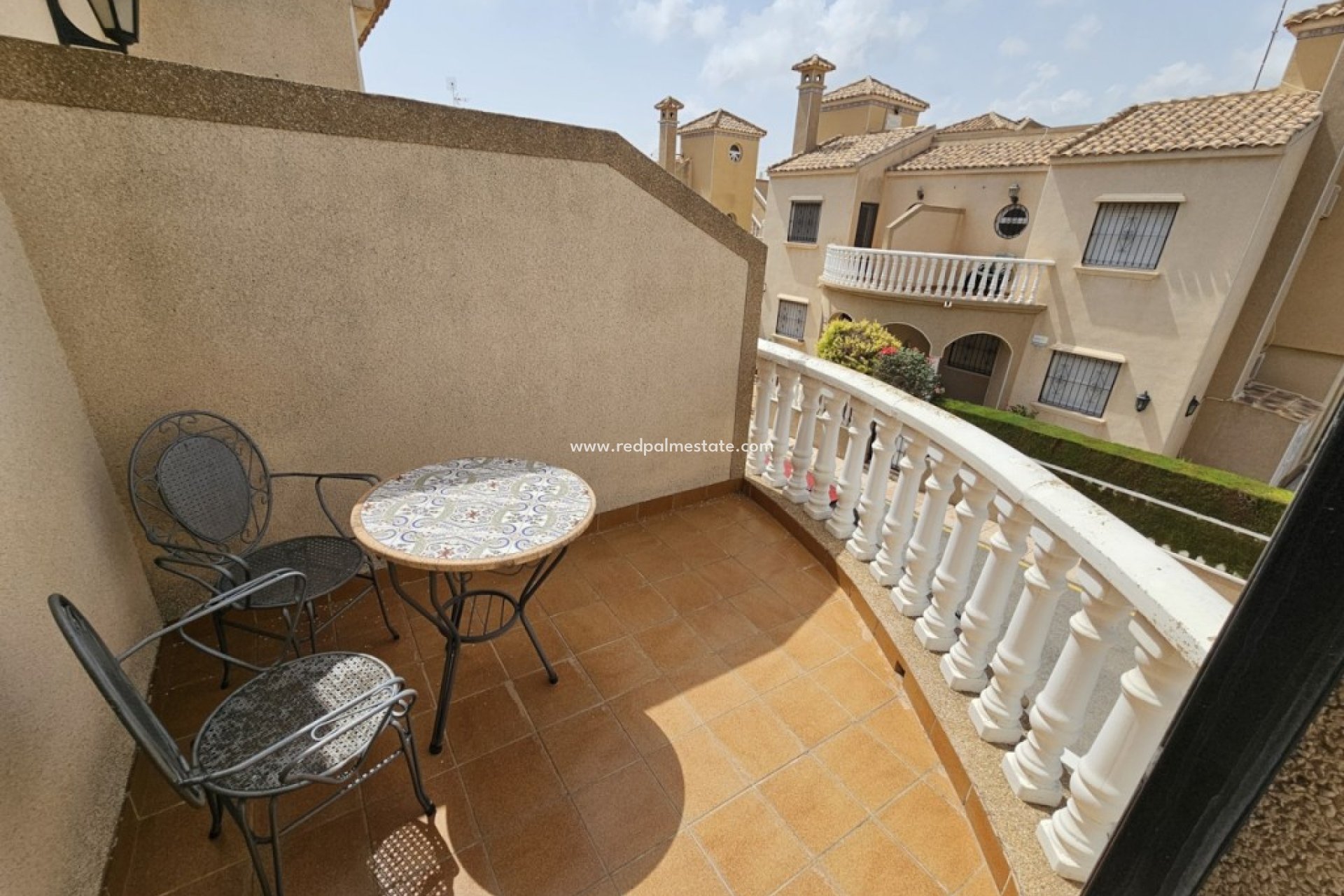 Resale - Villa -
Orihuela Costa