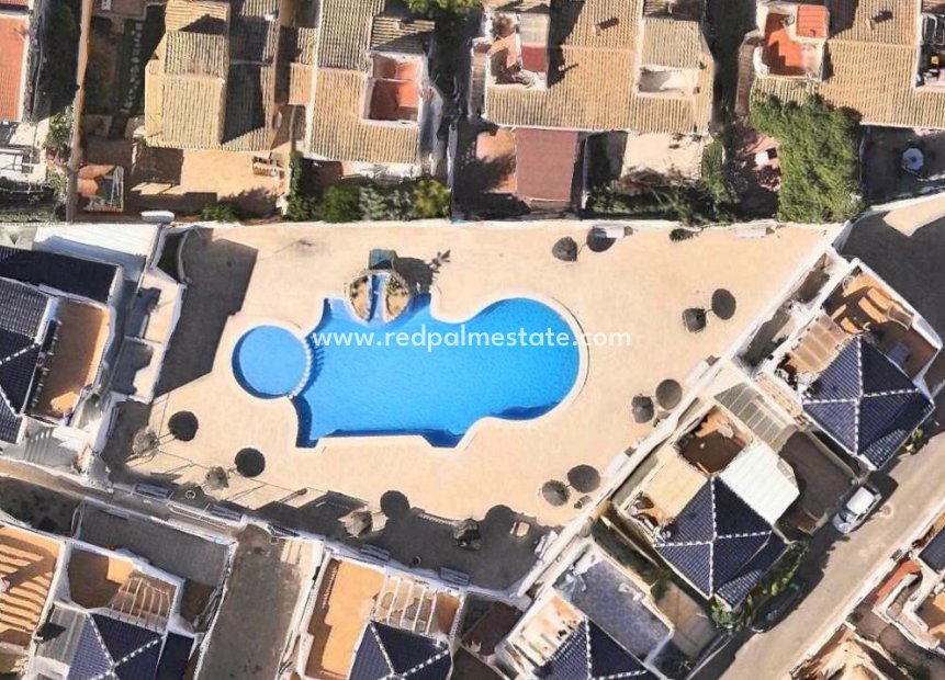 Resale - Villa -
Orihuela Costa