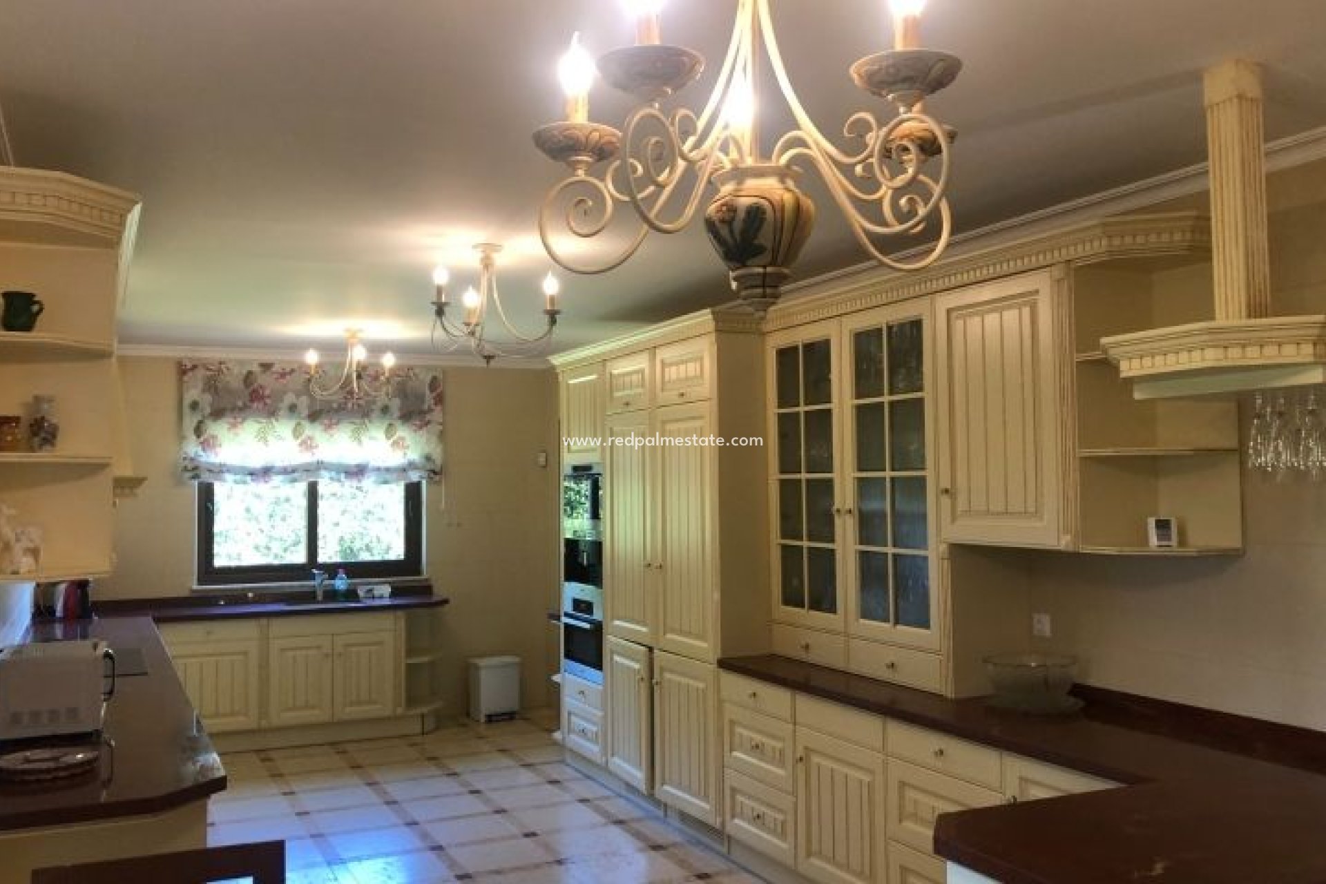 Resale - Villa -
Orihuela Costa