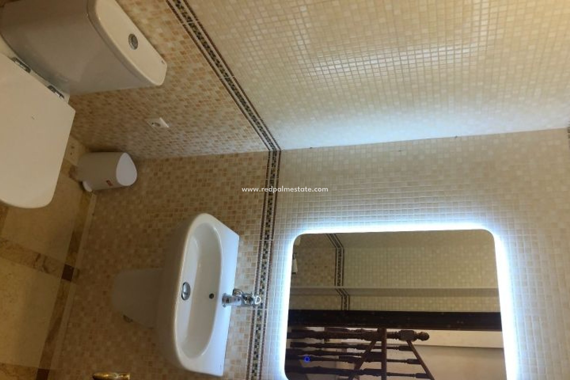 Resale - Villa -
Orihuela Costa