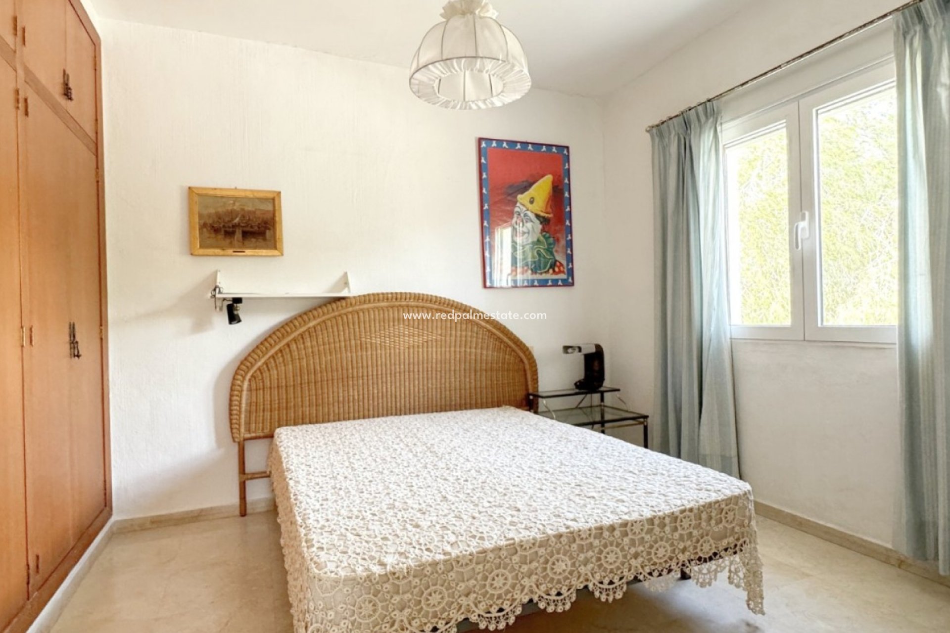 Resale - Villa -
Orihuela Costa