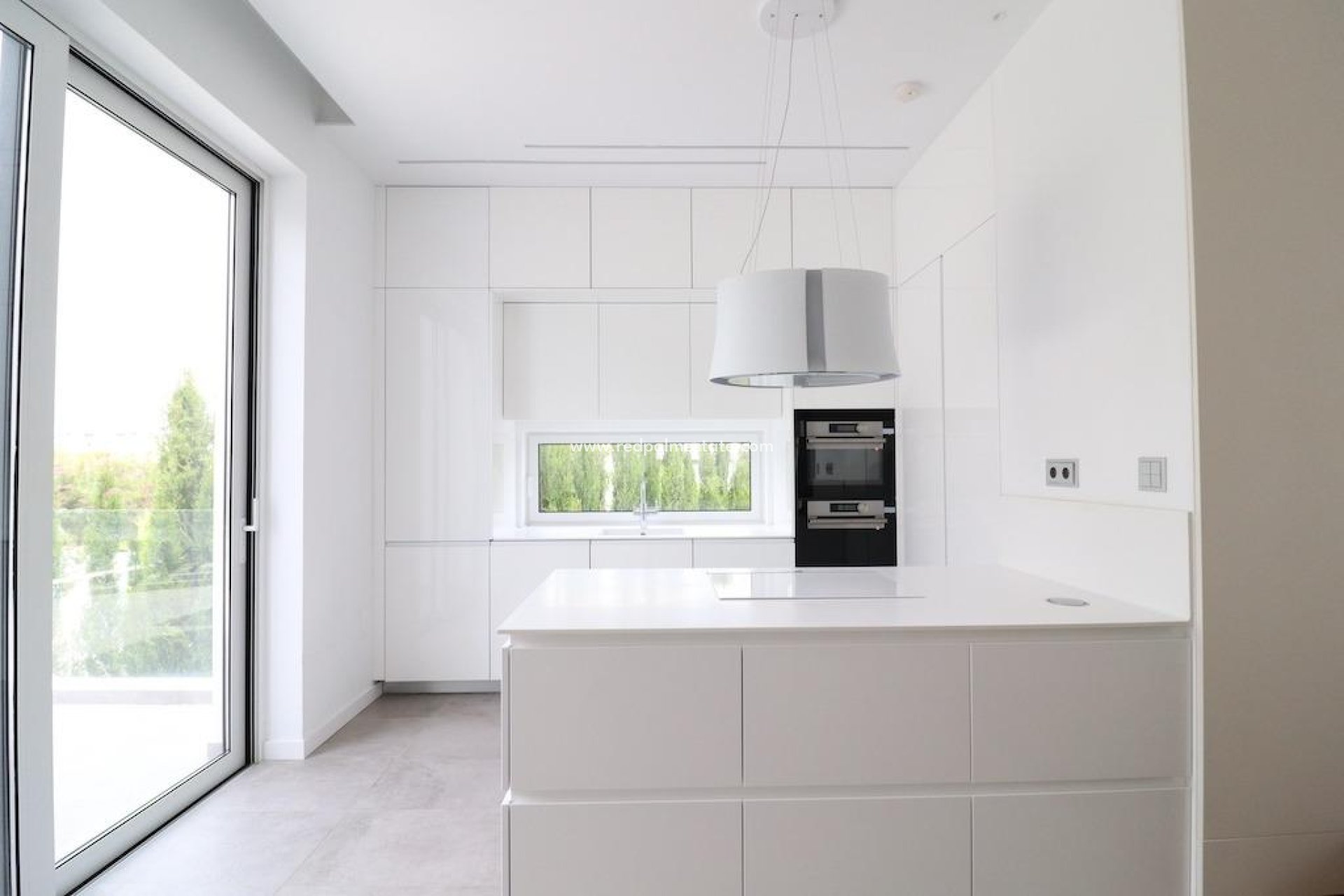 Resale - Villa -
Orihuela Costa