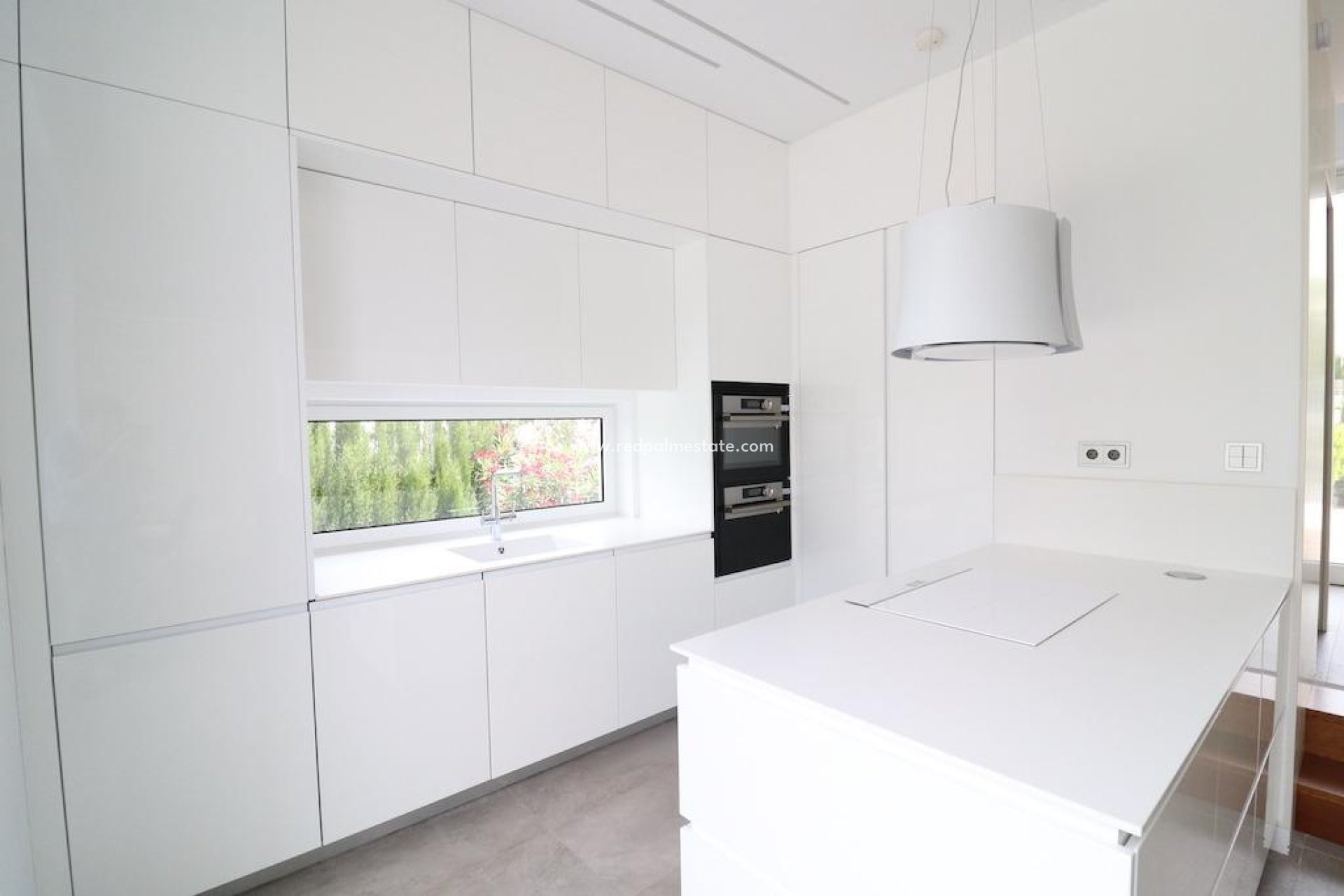 Resale - Villa -
Orihuela Costa