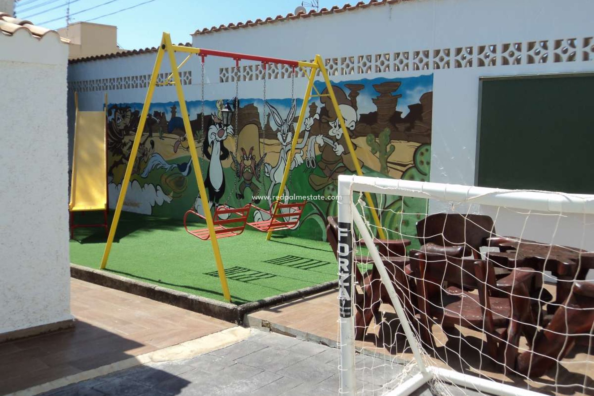 Resale - Villa -
Orihuela Costa