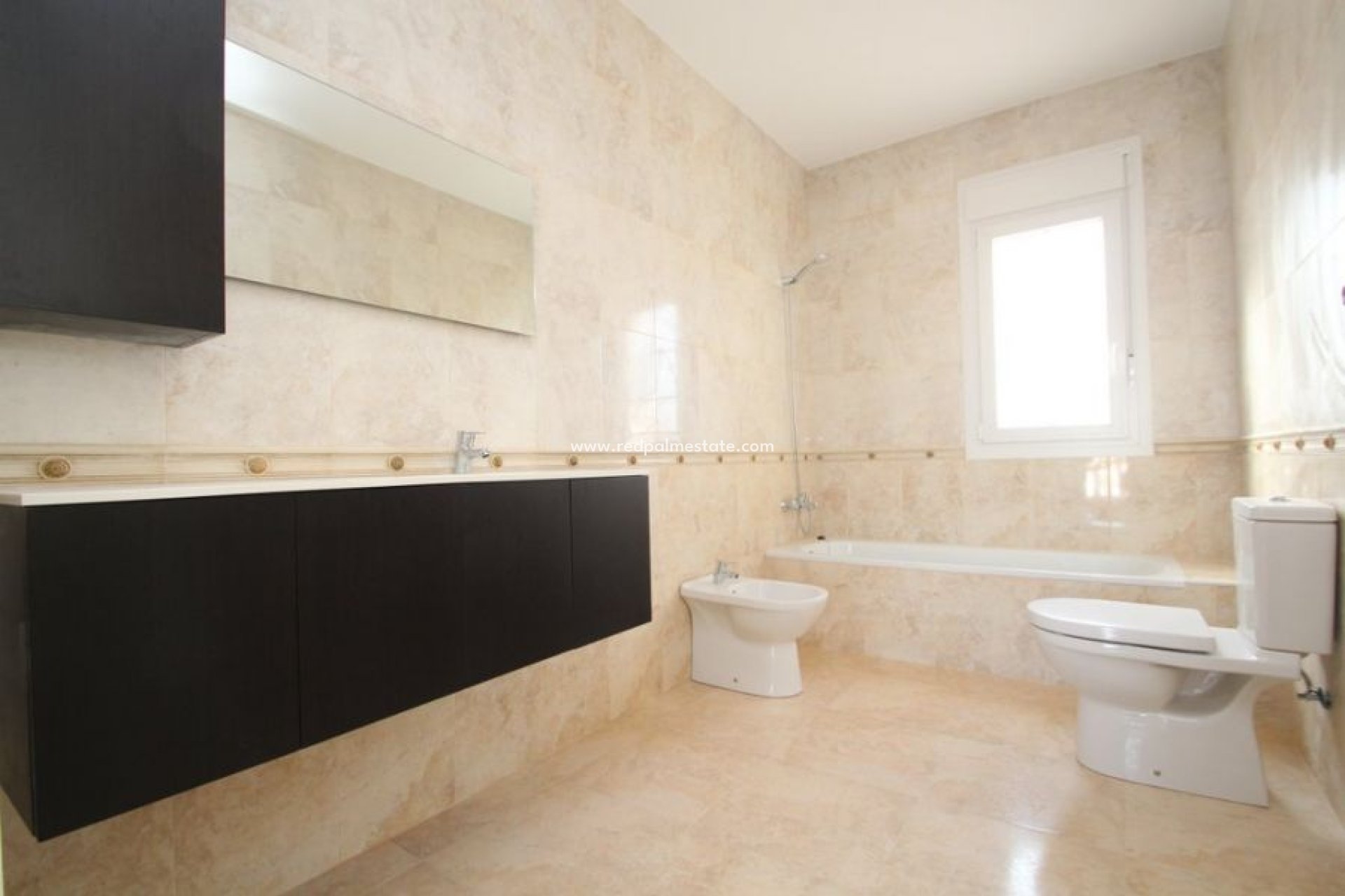 Resale - Villa -
Orihuela Costa