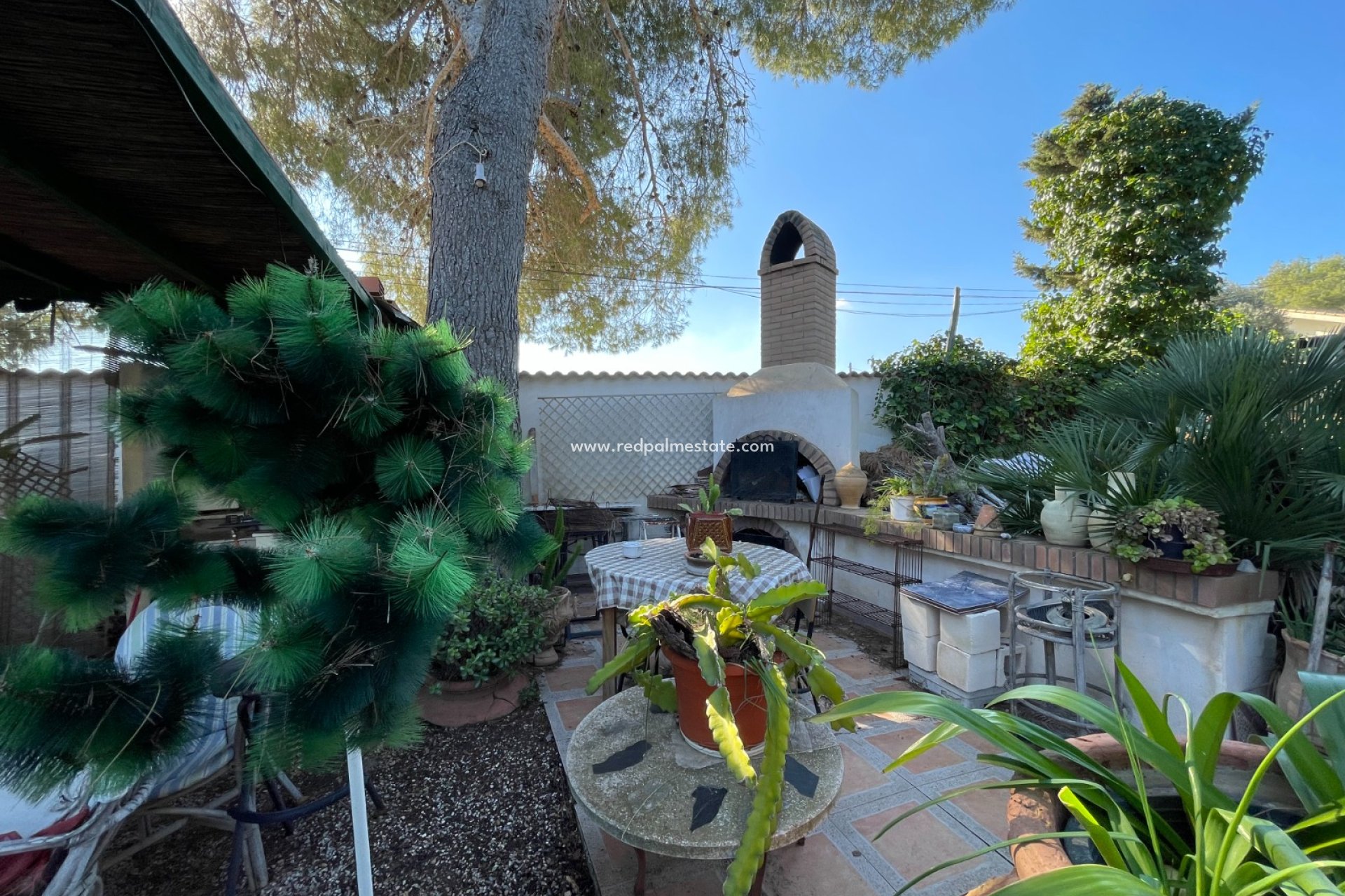 Resale - Villa -
Orihuela Costa