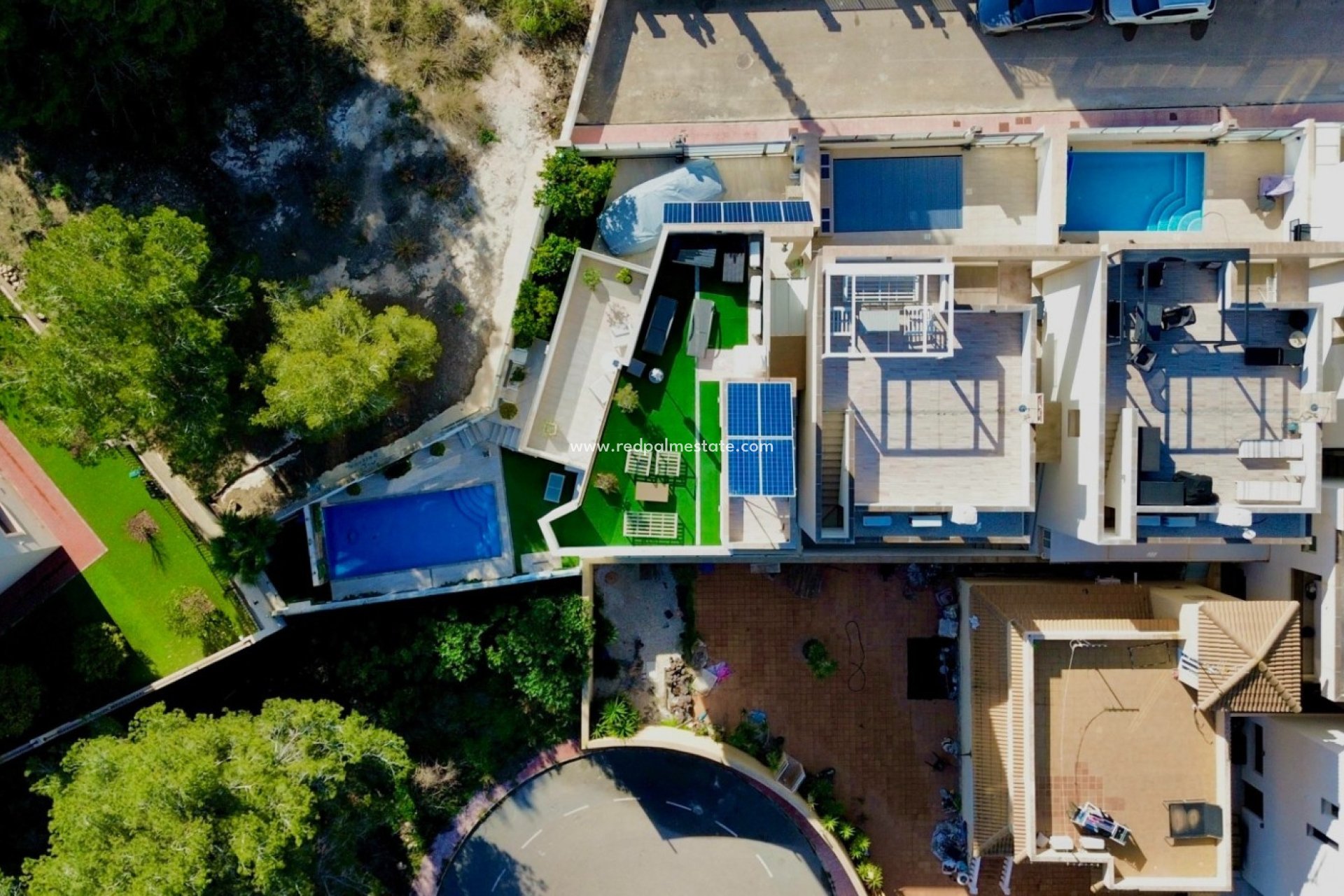 Resale - Villa -
Orihuela Costa