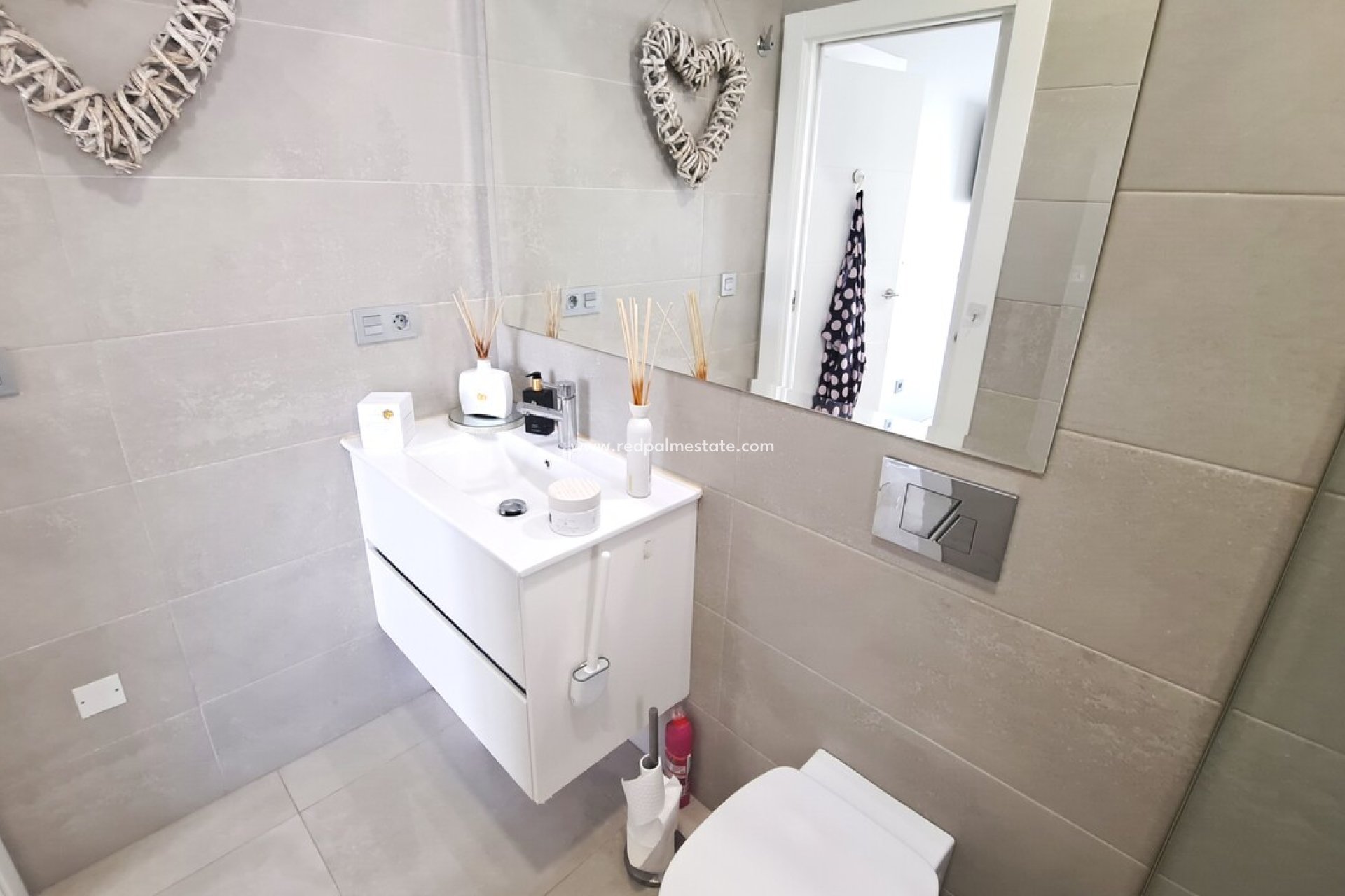 Resale - Villa -
Orihuela Costa