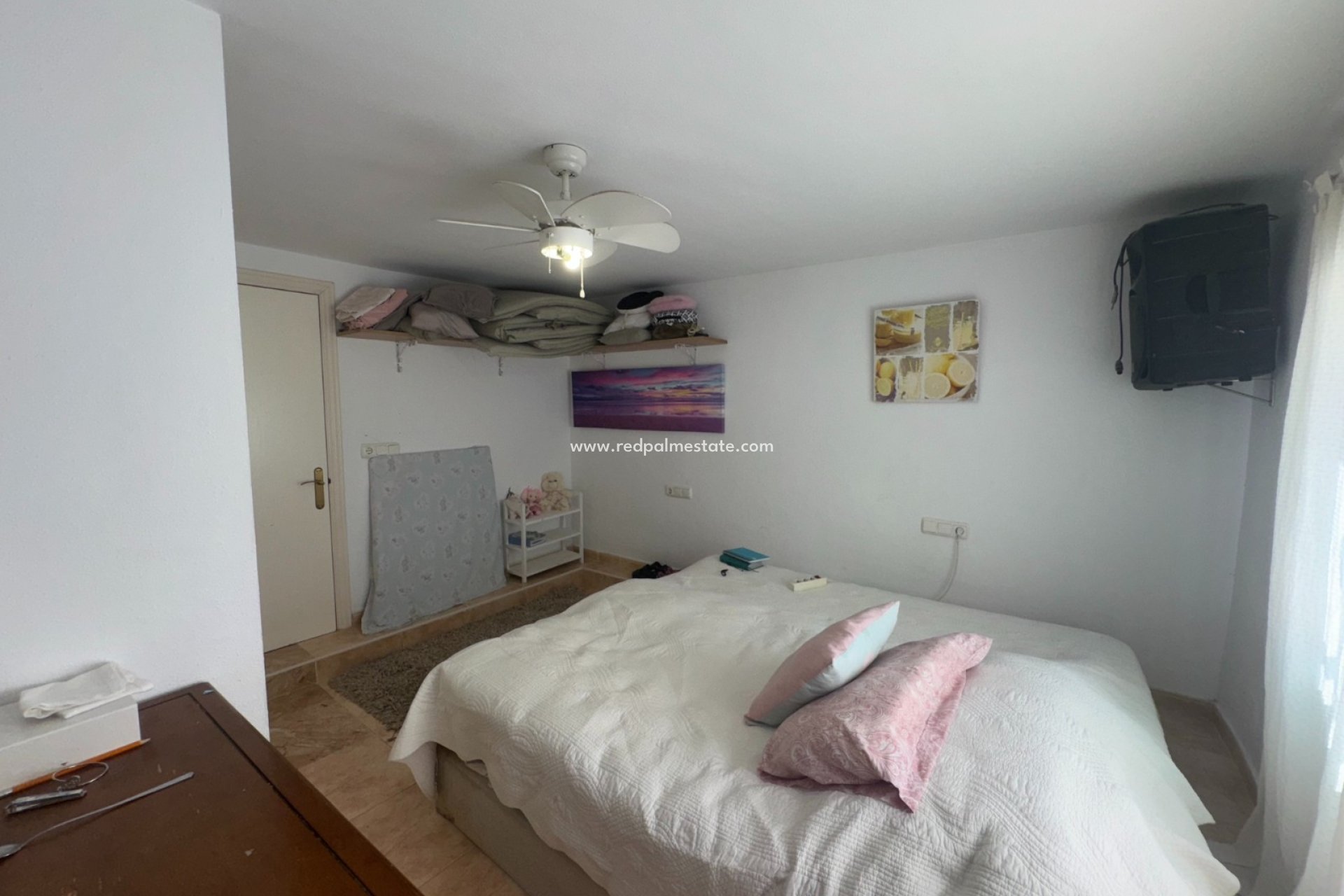 Resale - Villa -
Orihuela Costa