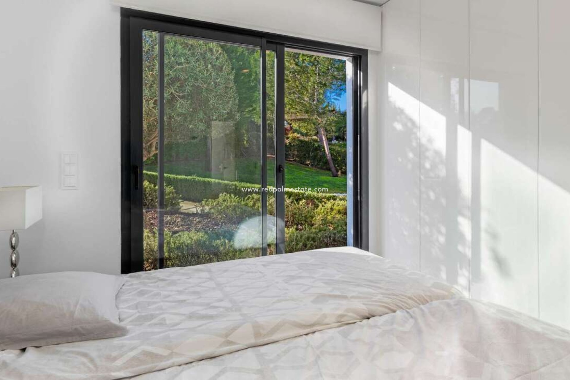 Resale - Villa -
Orihuela Costa