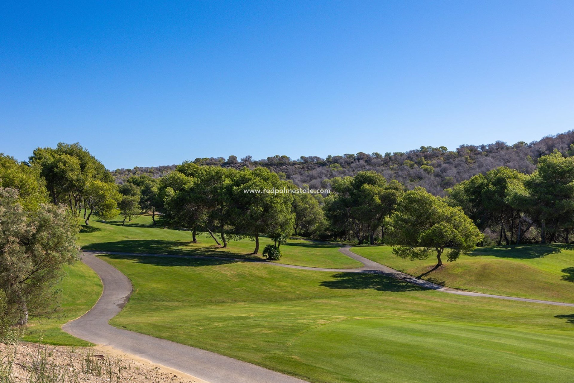 Resale - Villa -
Orihuela Costa