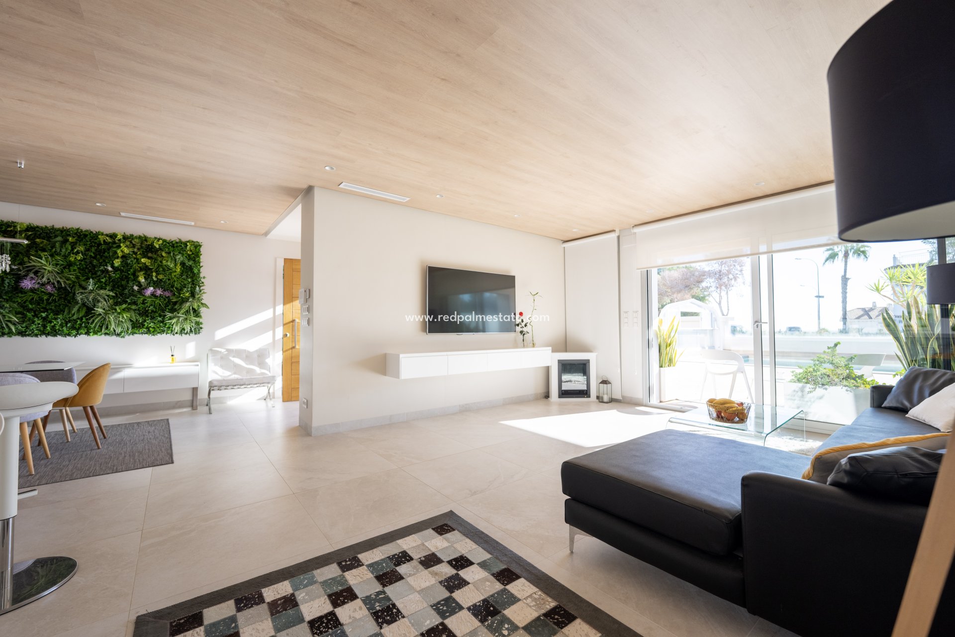 Resale - Villa -
Orihuela Costa