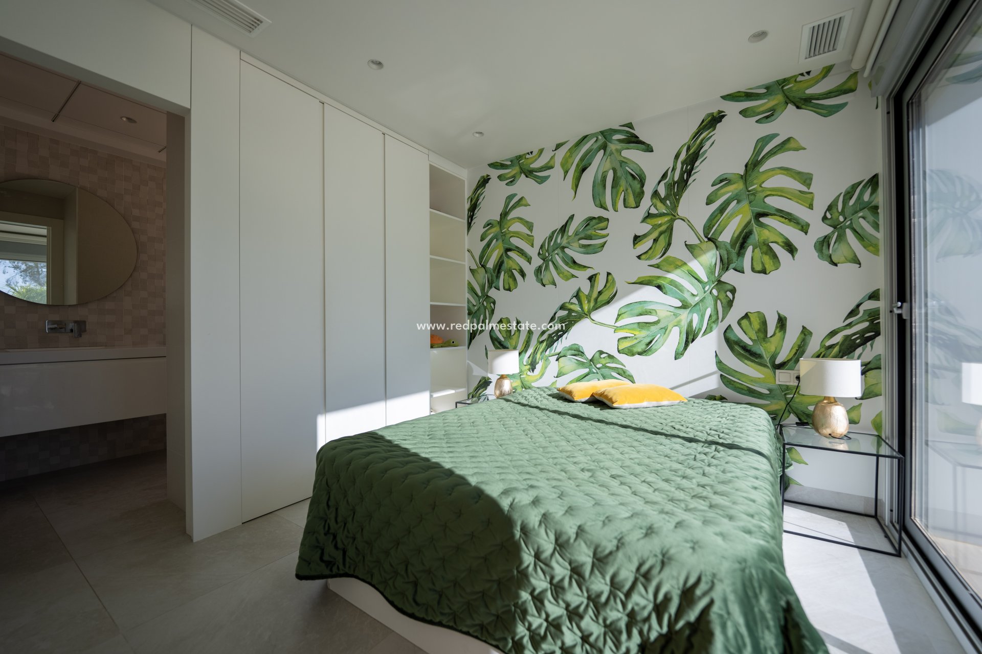 Resale - Villa -
Orihuela Costa