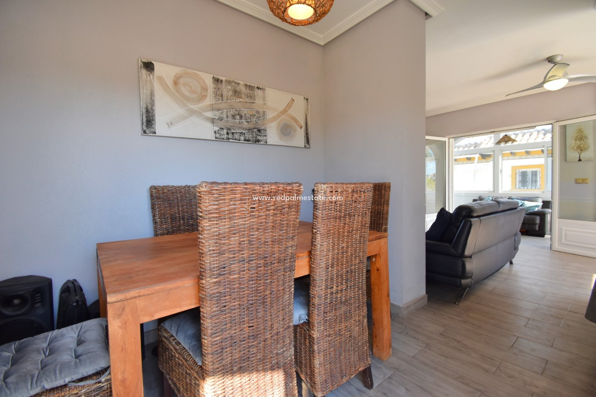 Resale - Villa -
Orihuela Costa