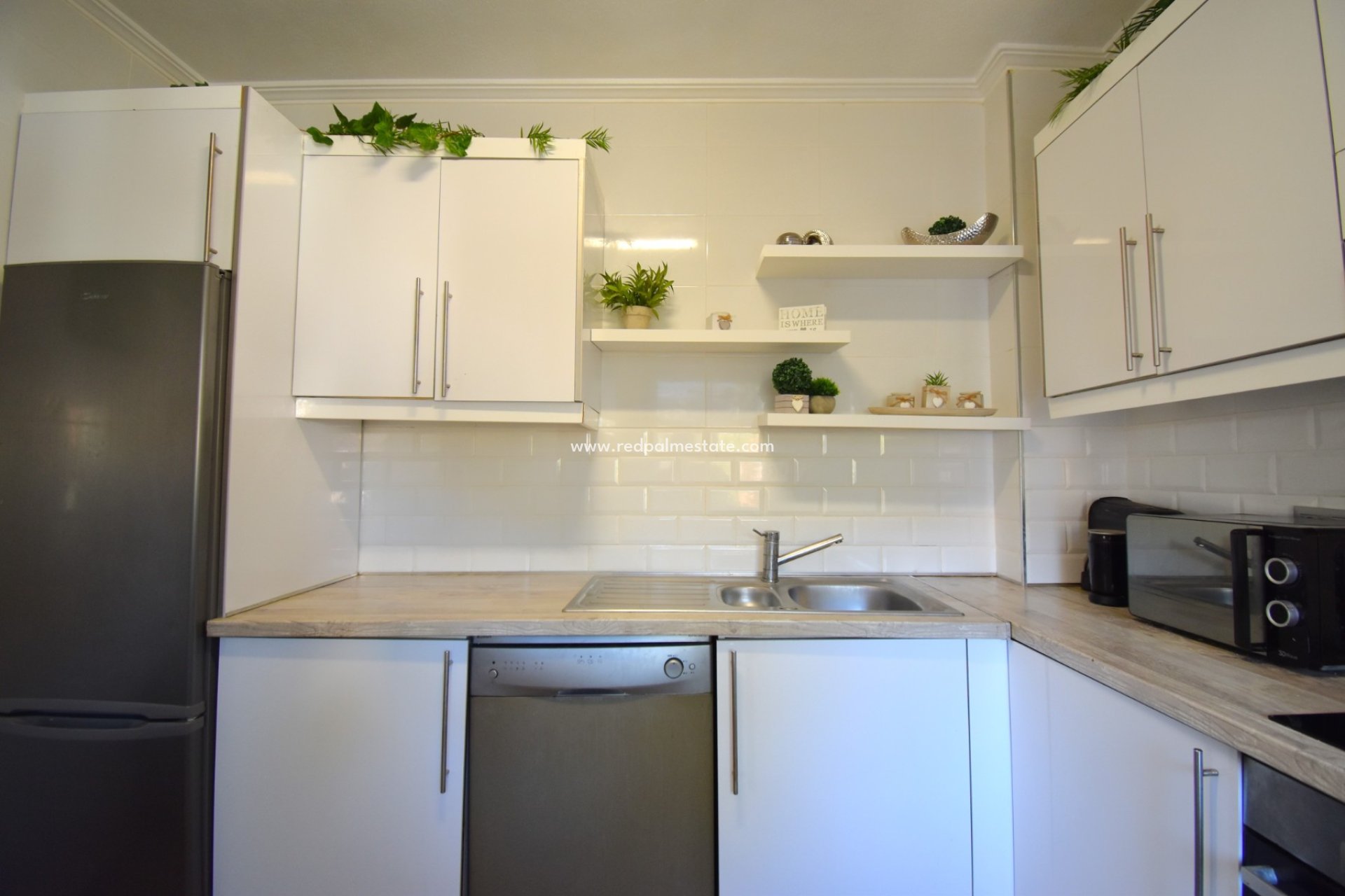 Resale - Villa -
Orihuela Costa