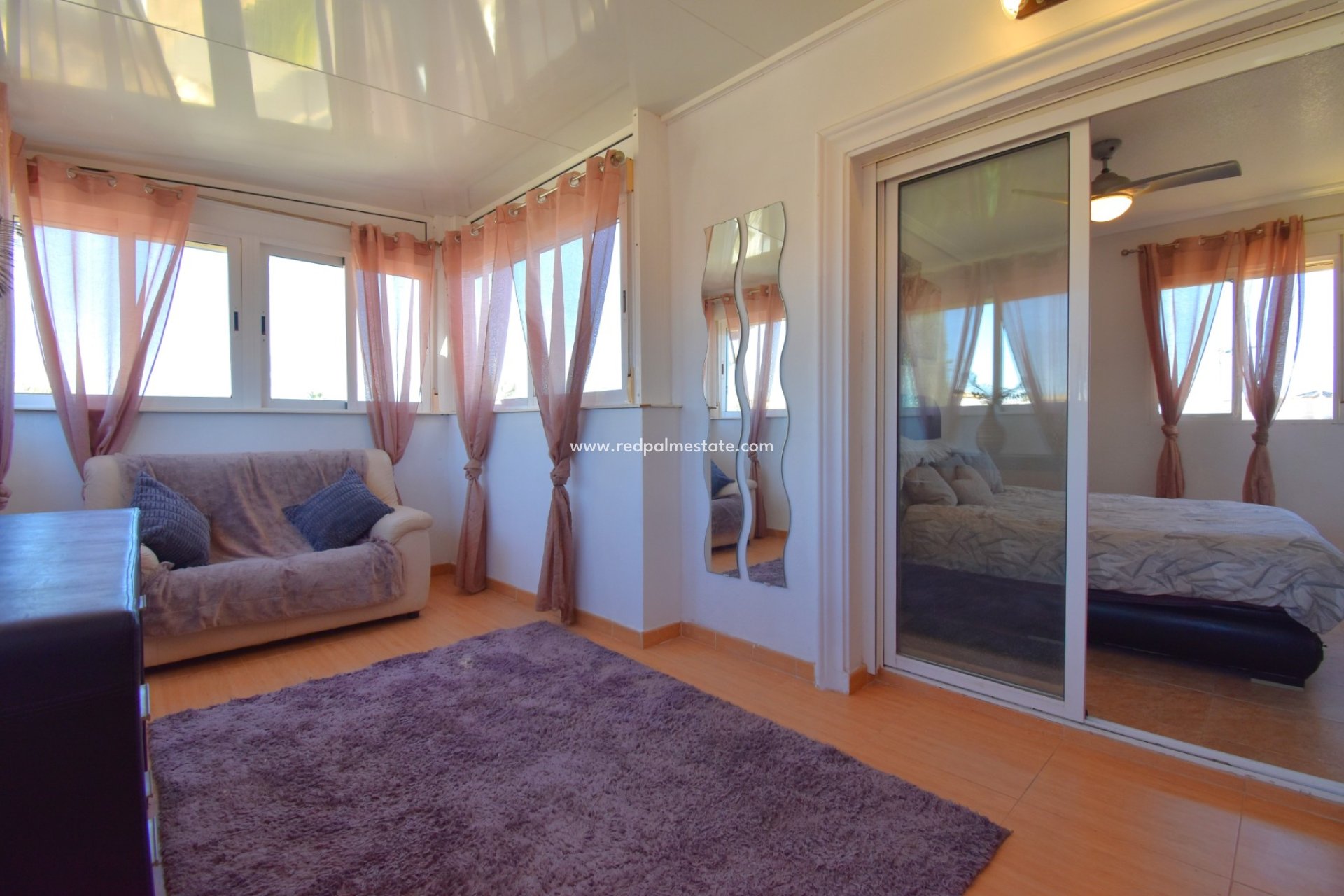 Resale - Villa -
Orihuela Costa
