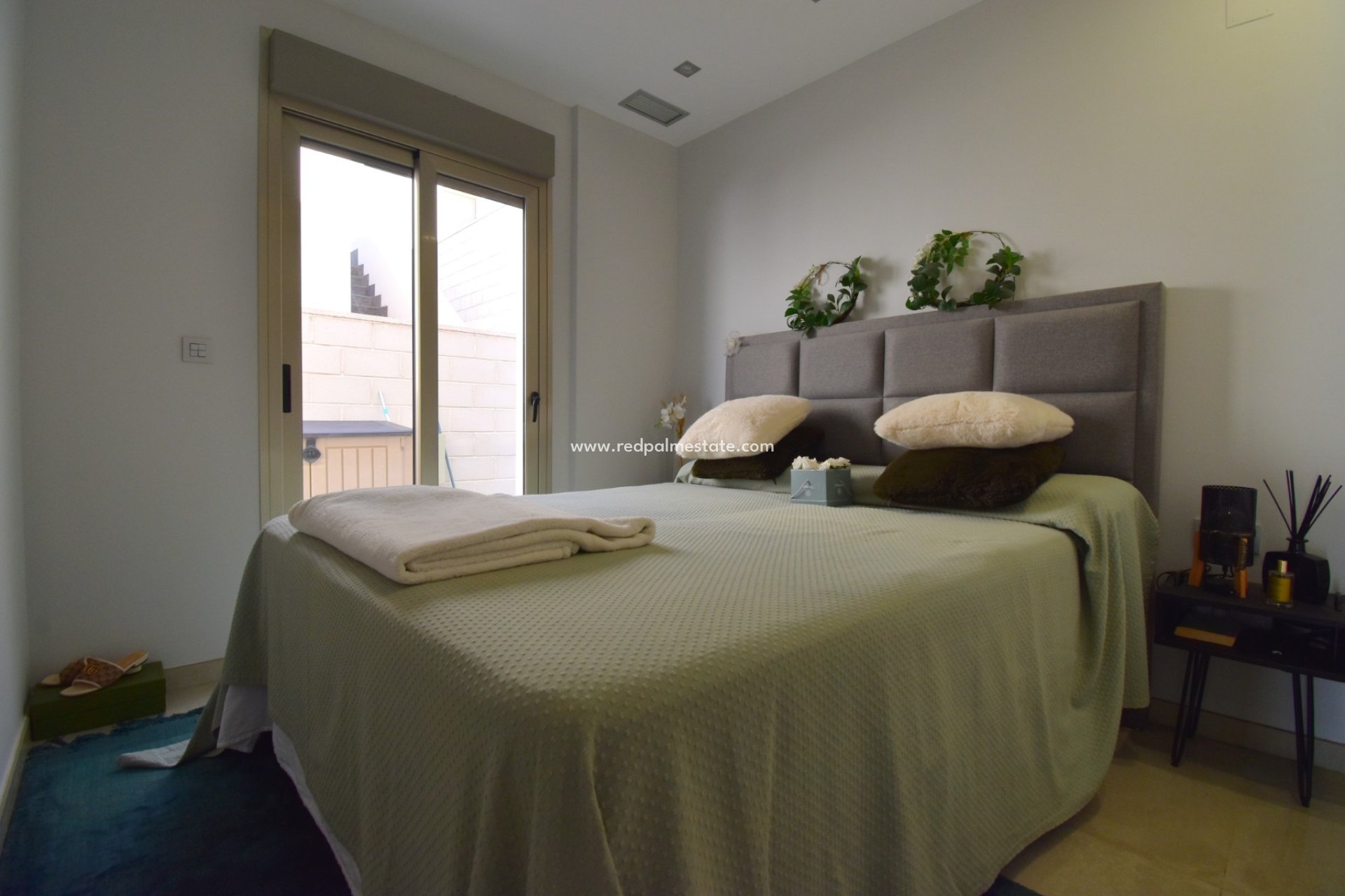 Resale - Villa -
Orihuela Costa