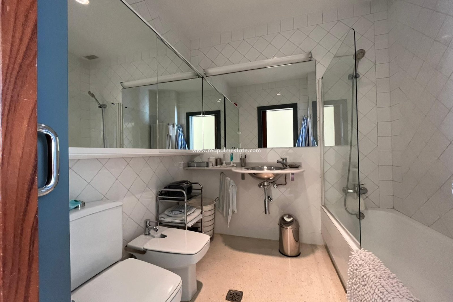 Resale - Villa -
Orihuela Costa