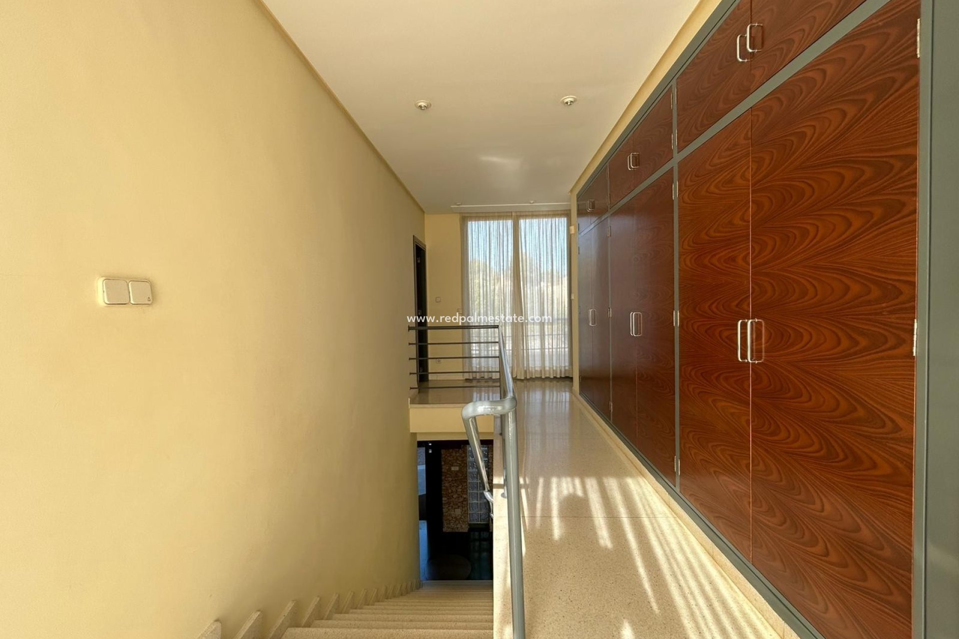 Resale - Villa -
Orihuela Costa