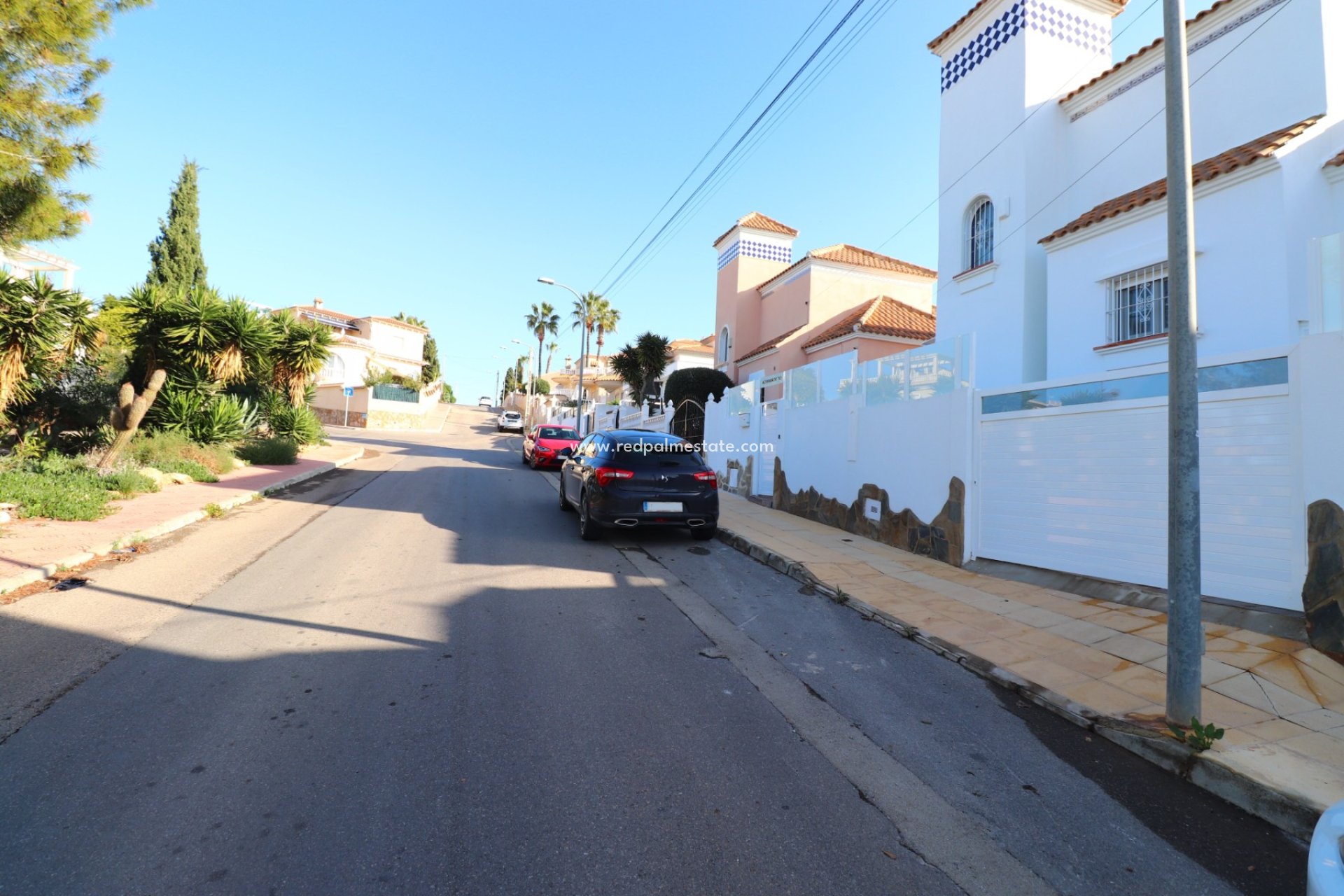 Resale - Villa -
Orihuela Costa
