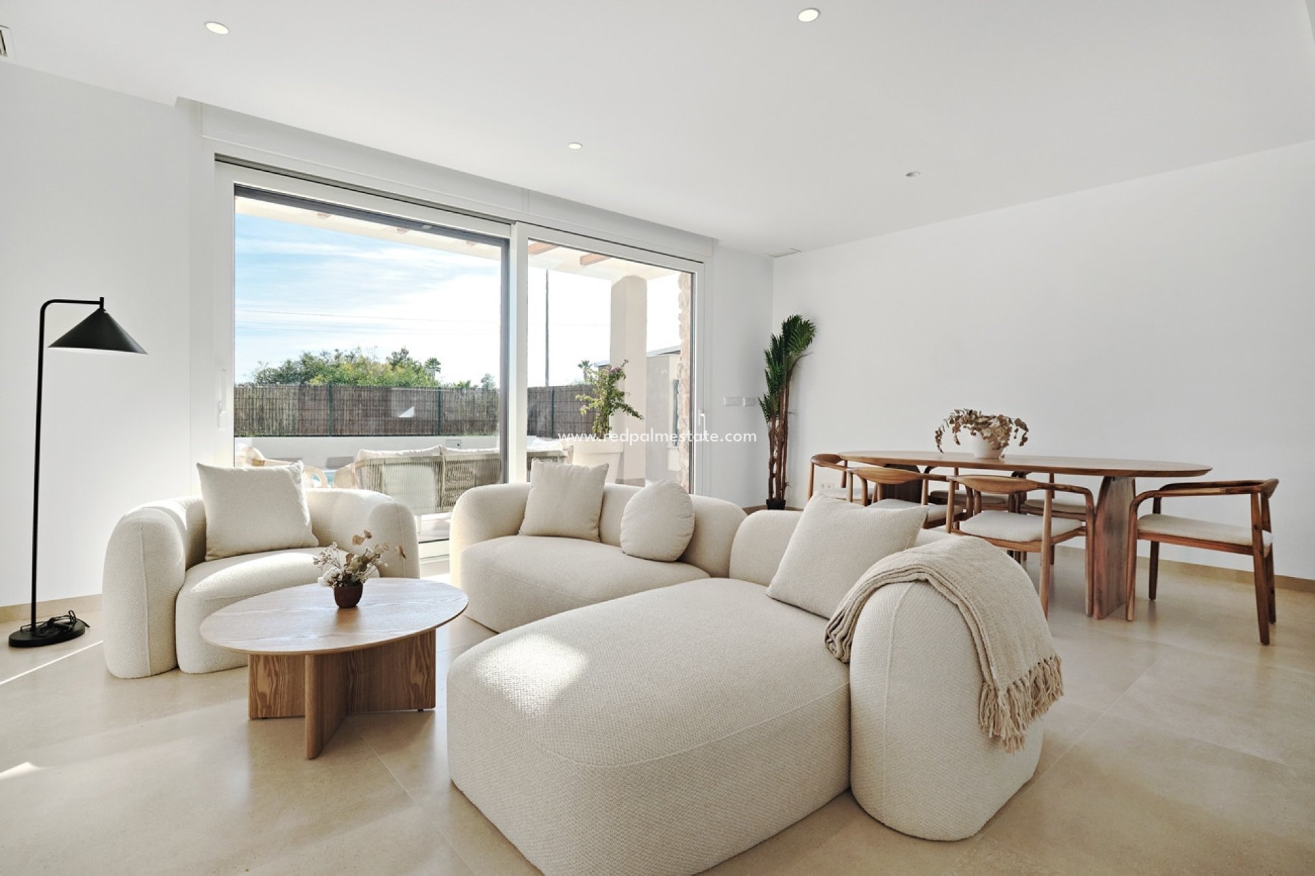 Resale - Villa -
Orihuela Costa