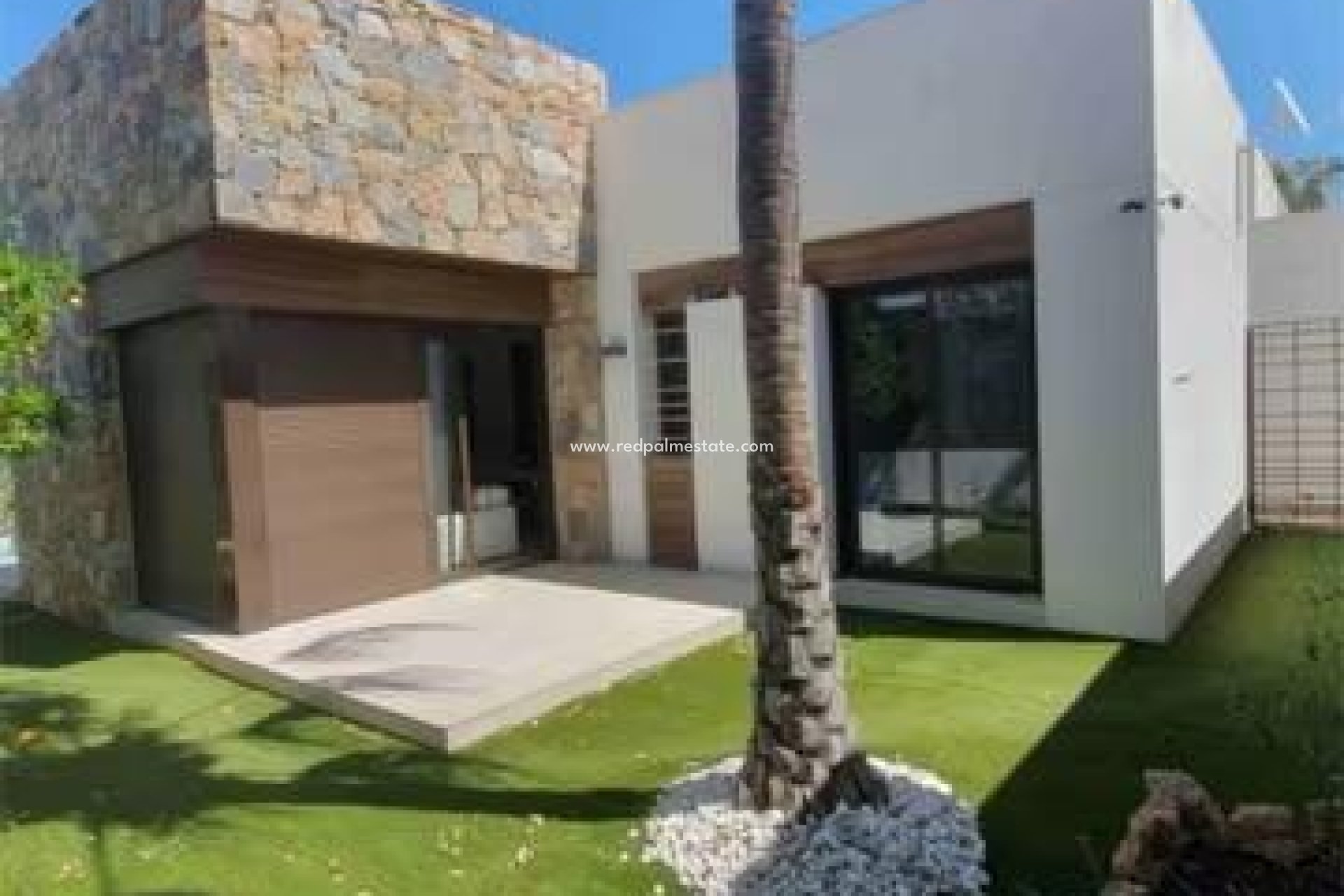 Resale - Villa -
Orihuela Costa