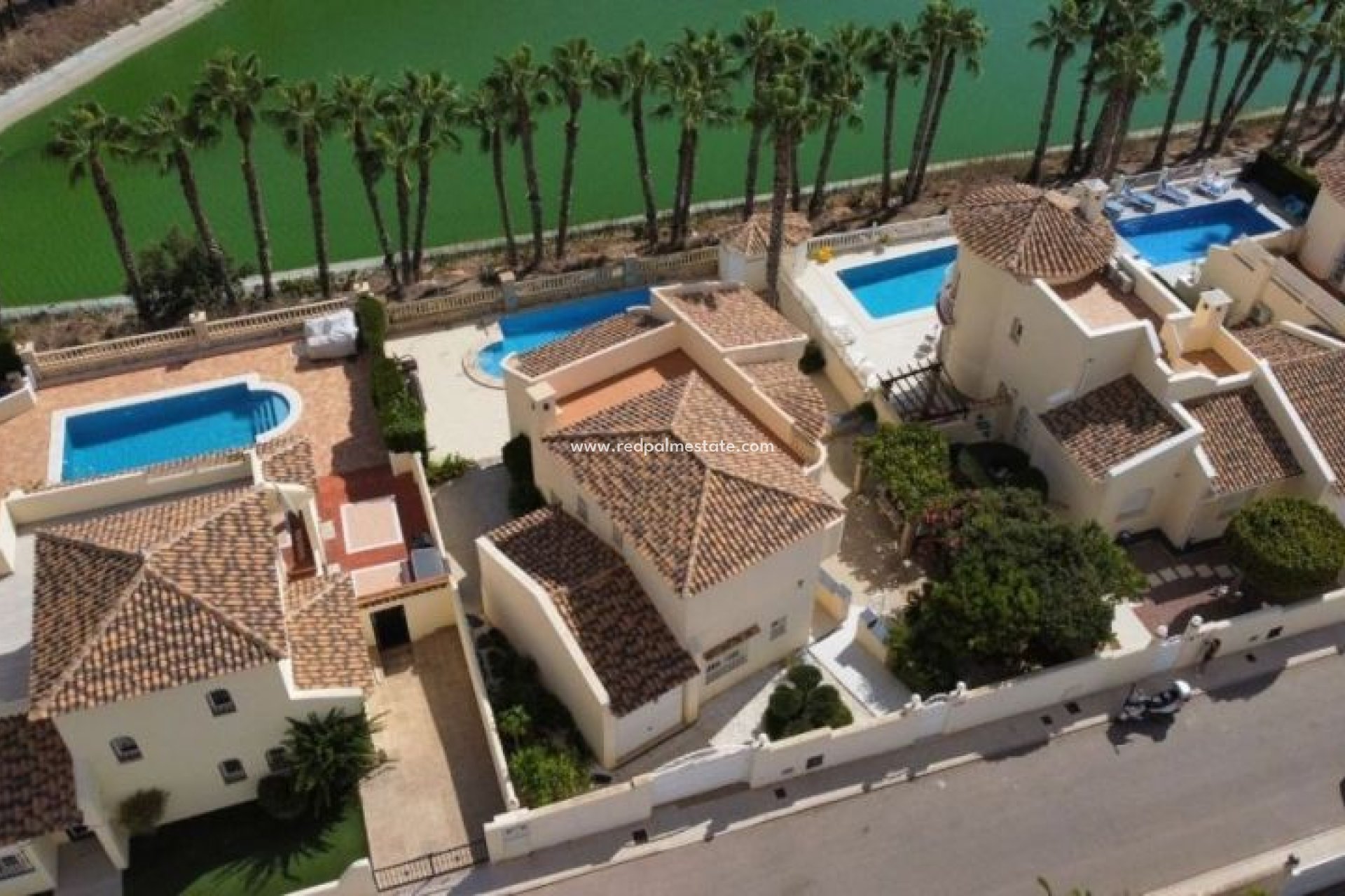 Resale - Villa -
Orihuela Costa
