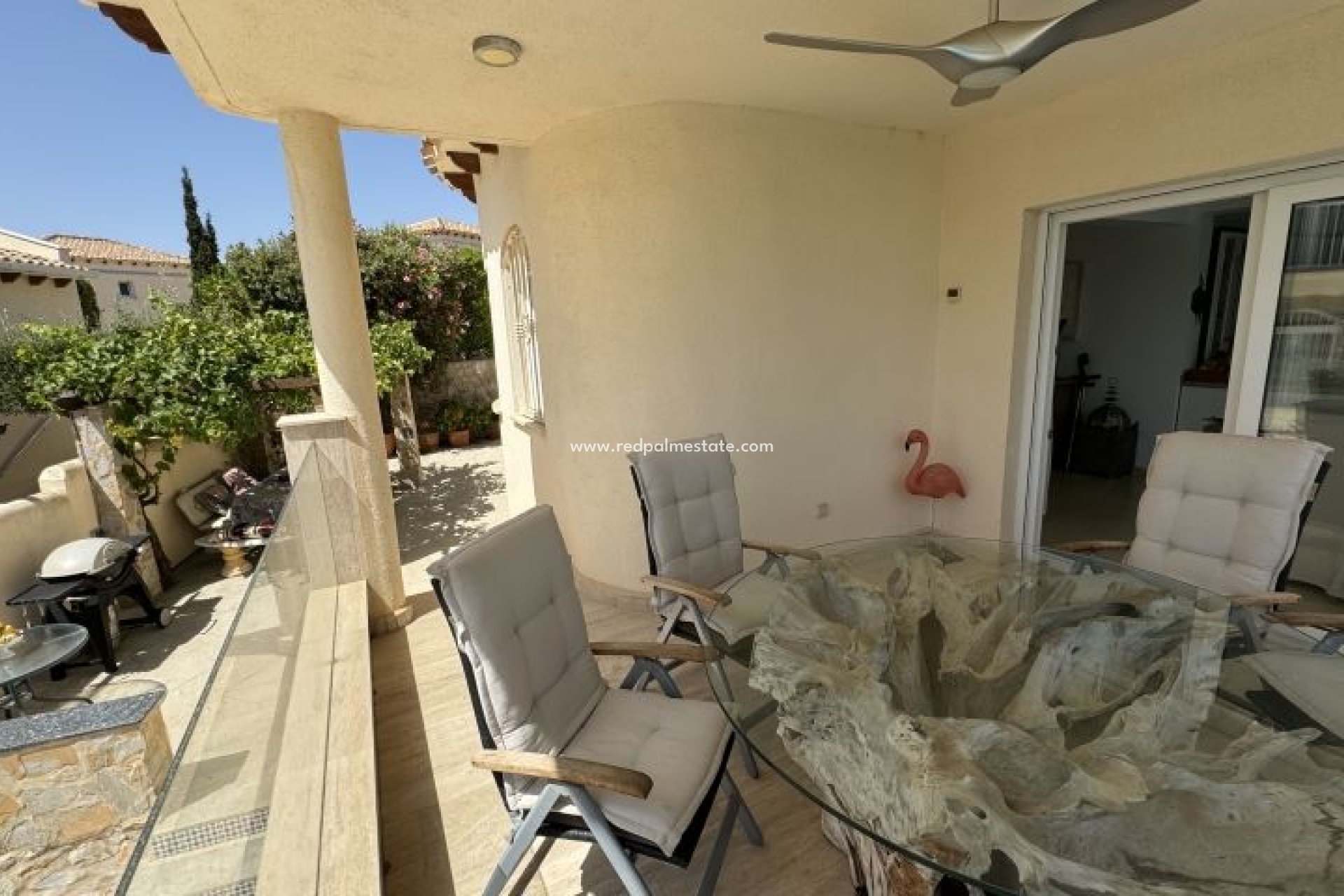 Resale - Villa -
Orihuela Costa