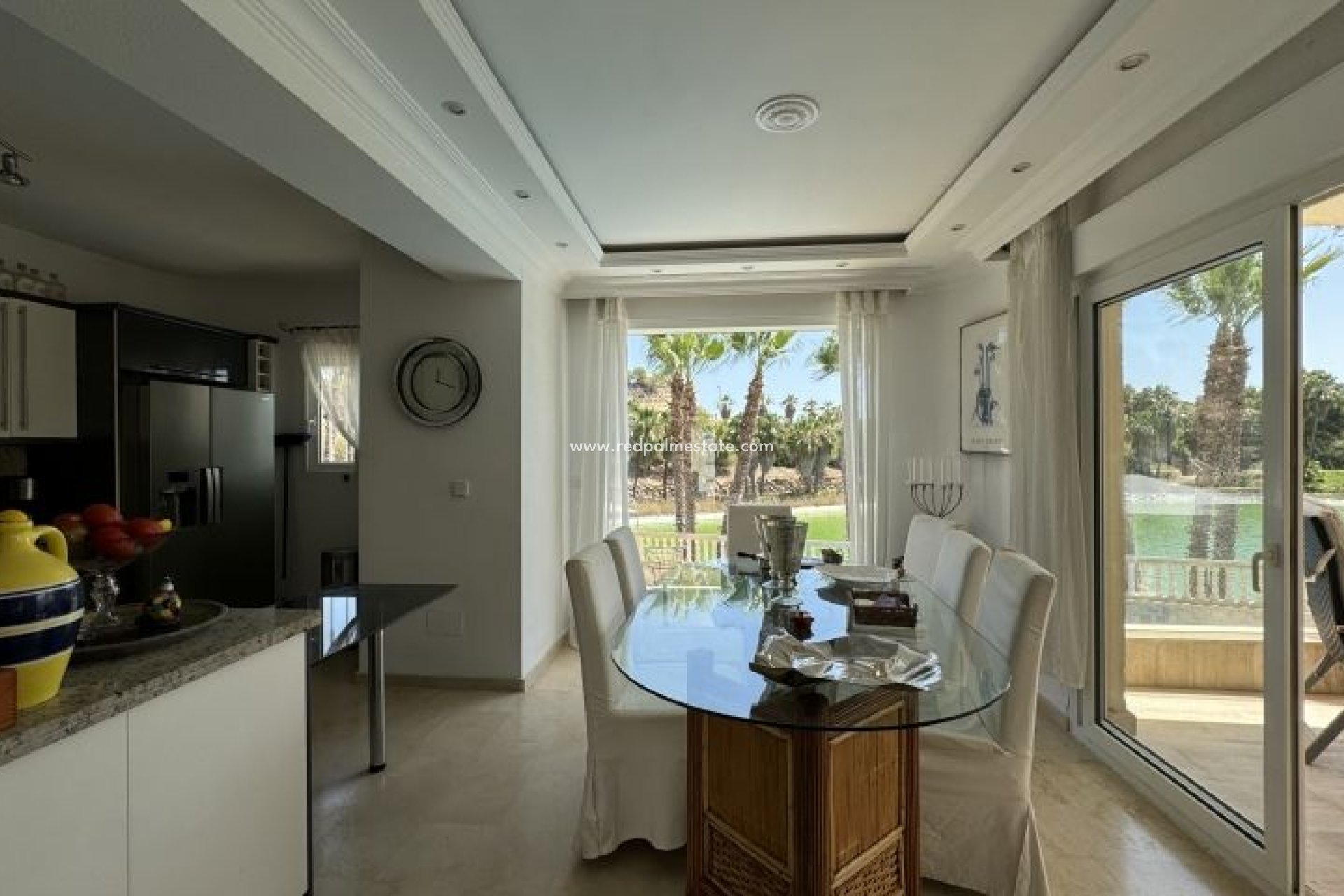 Resale - Villa -
Orihuela Costa