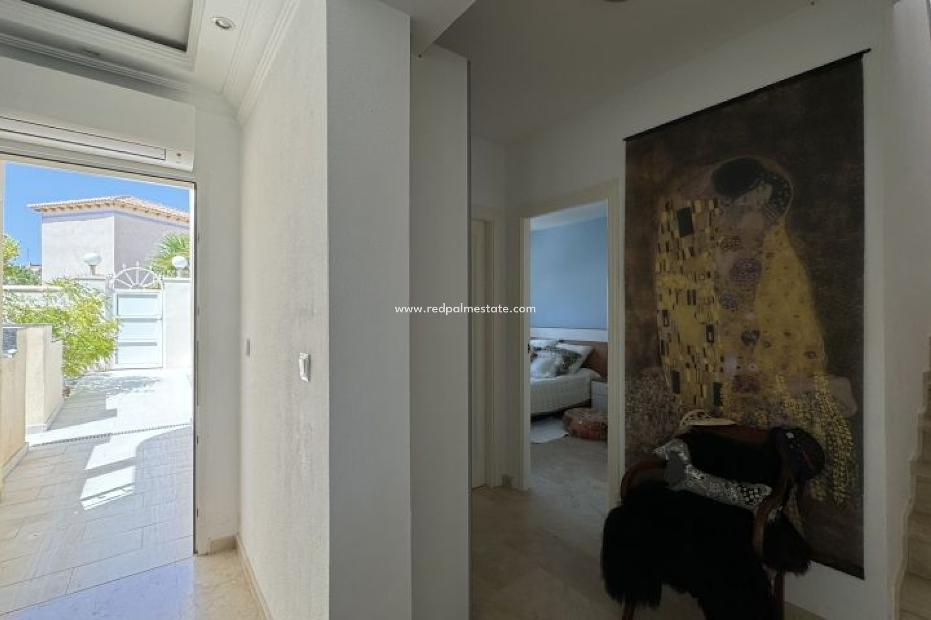 Resale - Villa -
Orihuela Costa