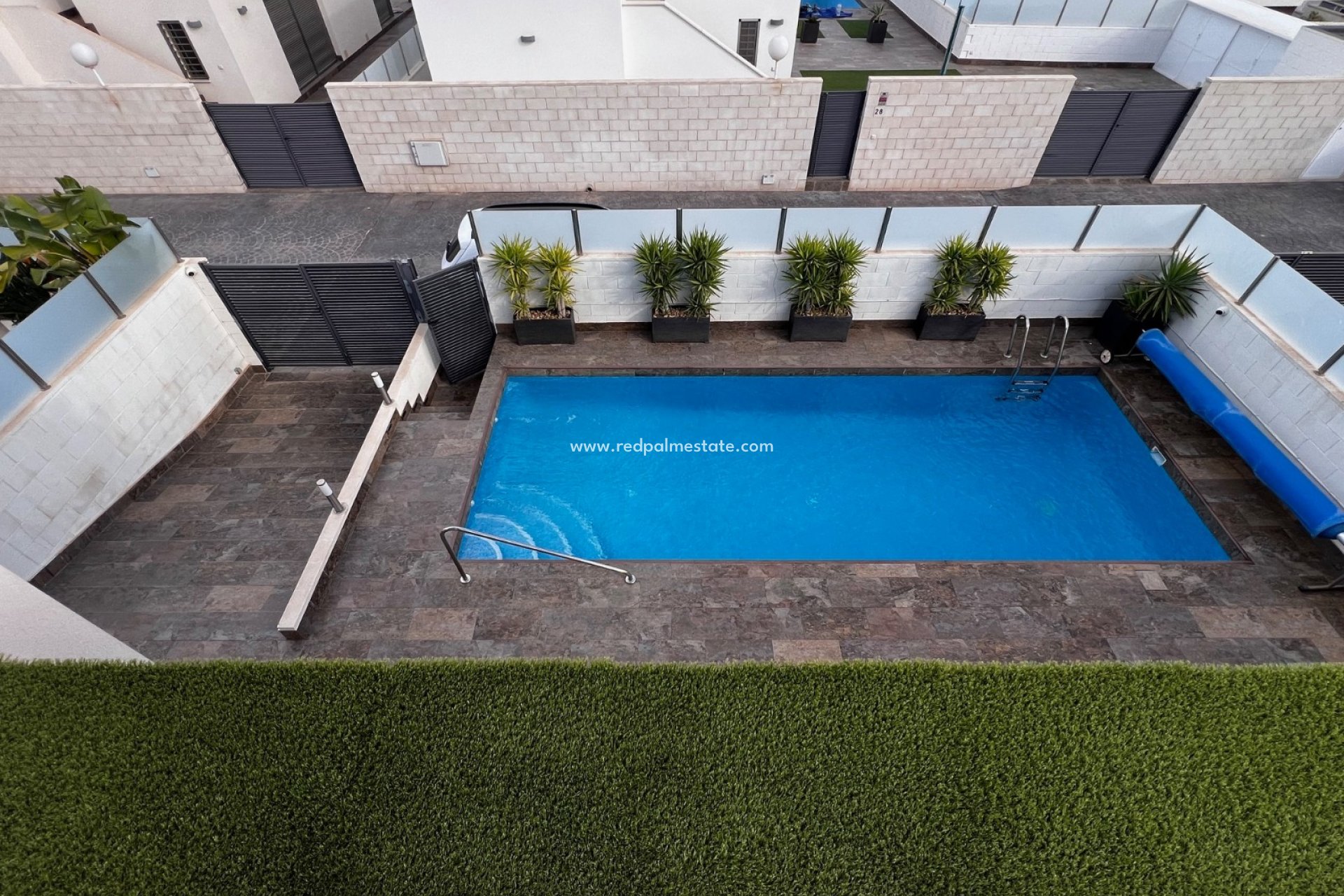 Resale - Villa -
Orihuela Costa