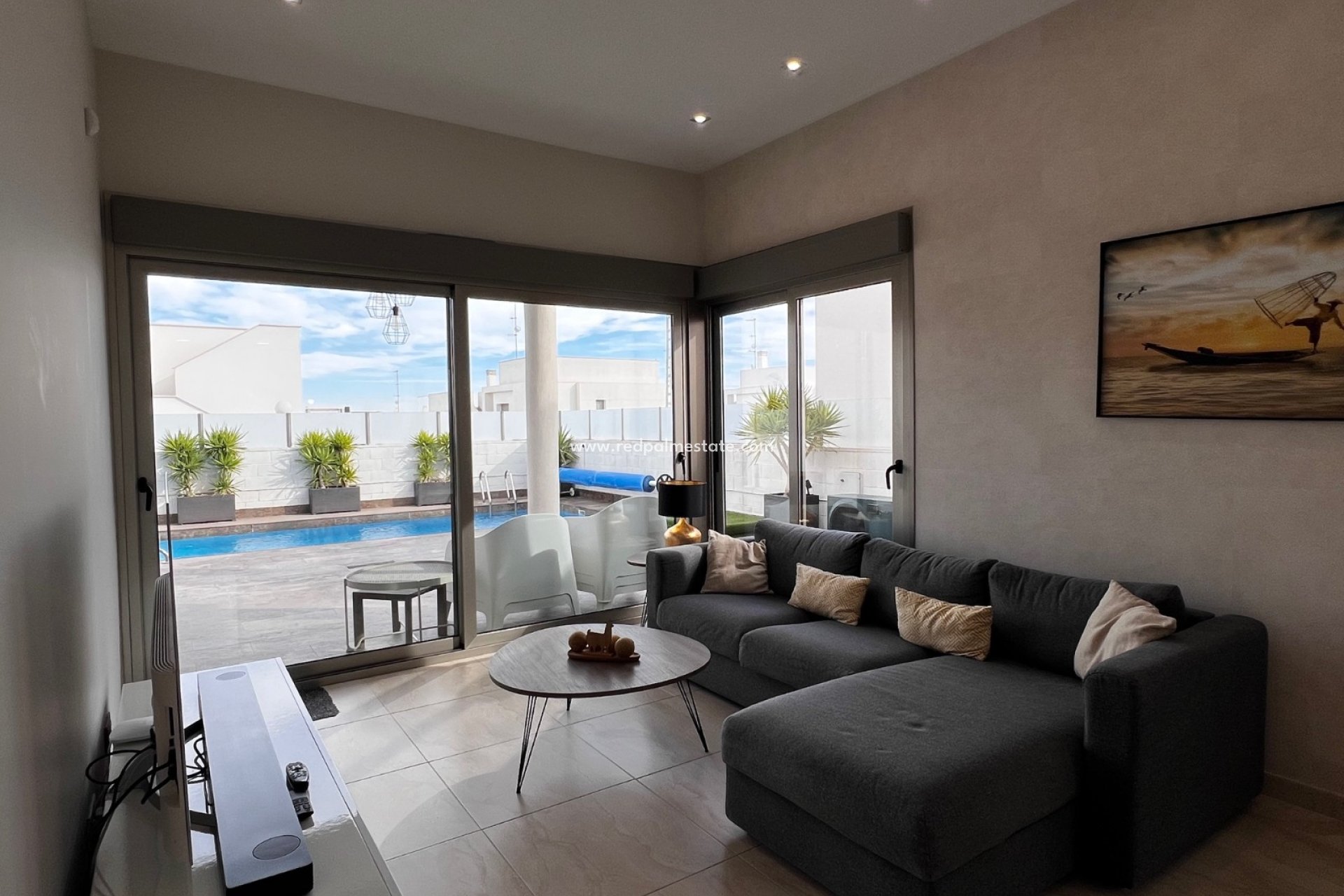 Resale - Villa -
Orihuela Costa